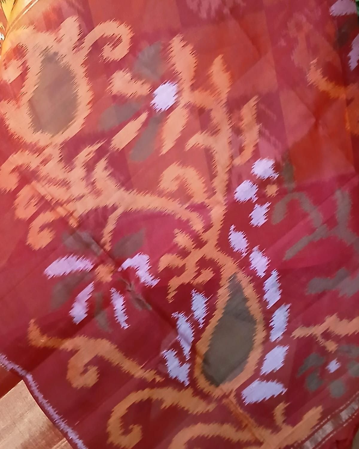 Handloom Single Ikat in Silk-Cotton Saree - (HSIS0020) - Image 4