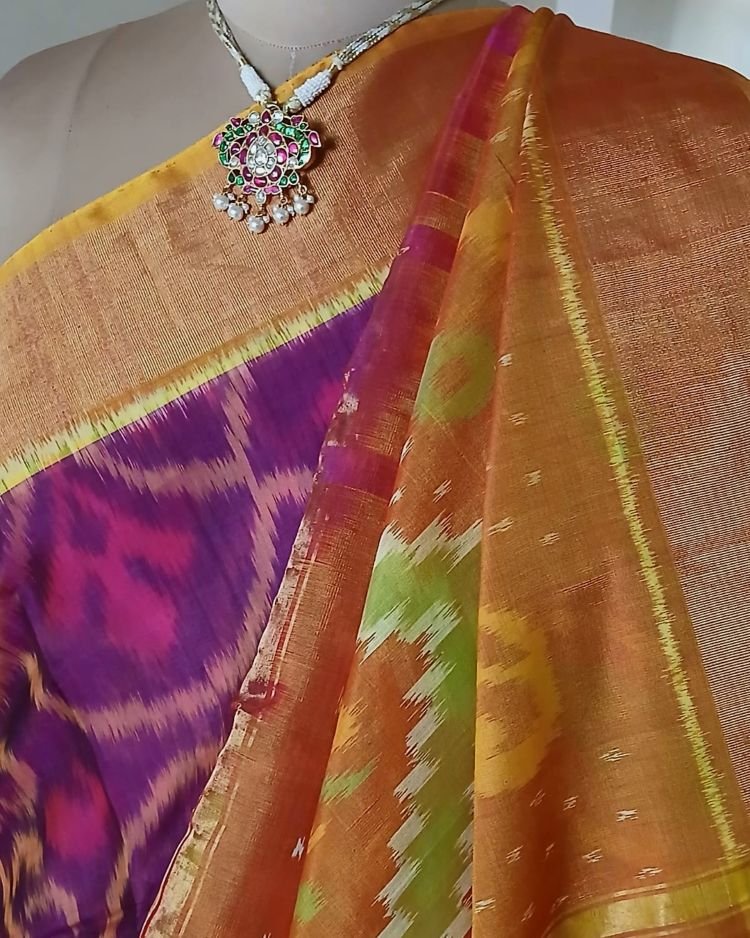 Handloom Single Ikat in Silk-Cotton Saree - (HSIS0024) - Image 7