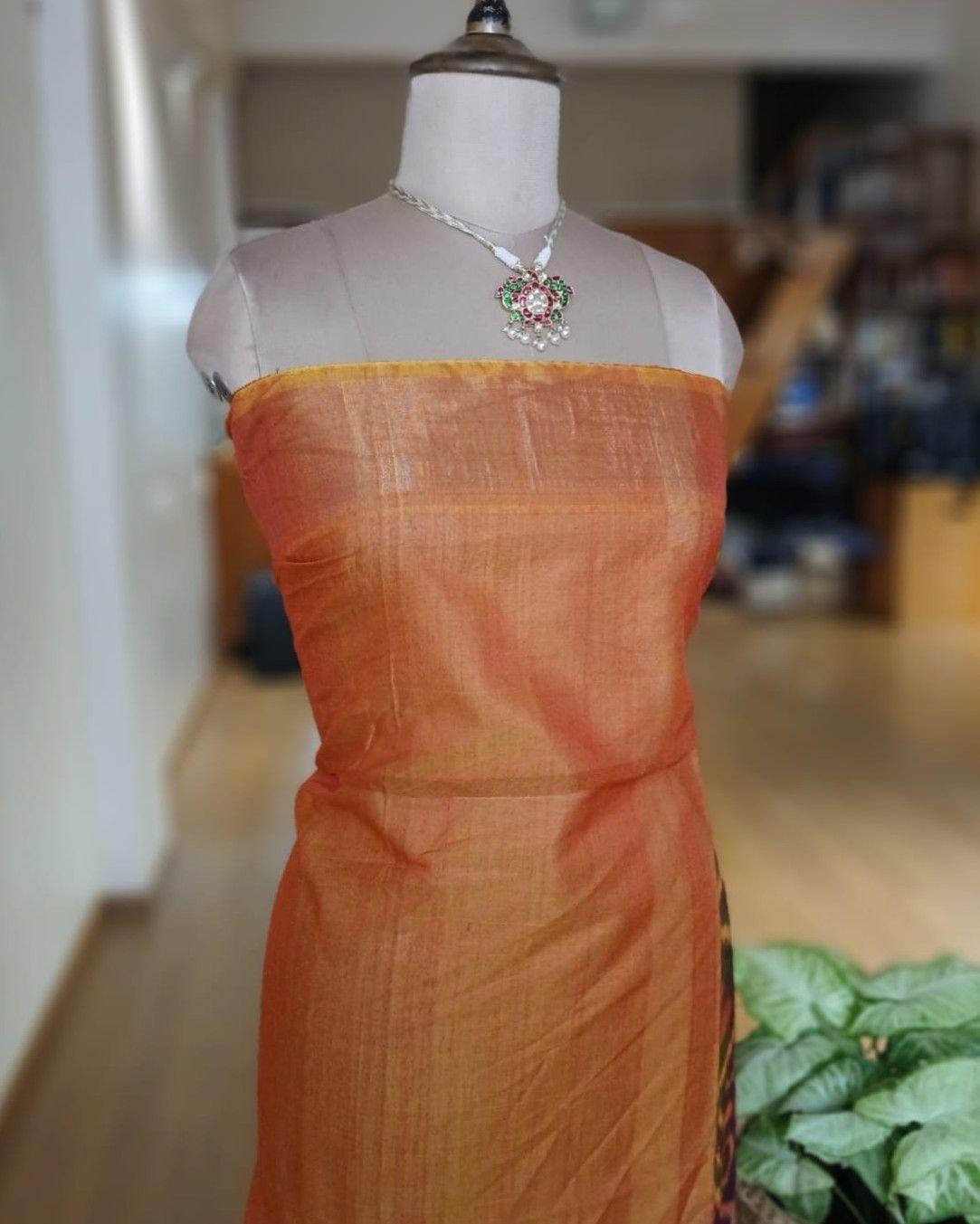 Handloom Single Ikat in Silk-Cotton Saree - (HSIS0024) - Image 9