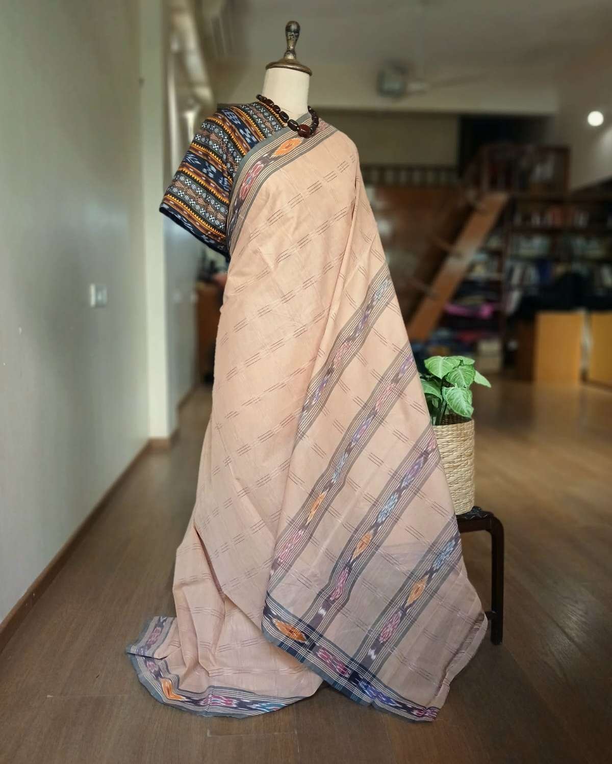 Manamedu Cotton Saree with Odisha Ikat Blousepiece - (ICMS0011)