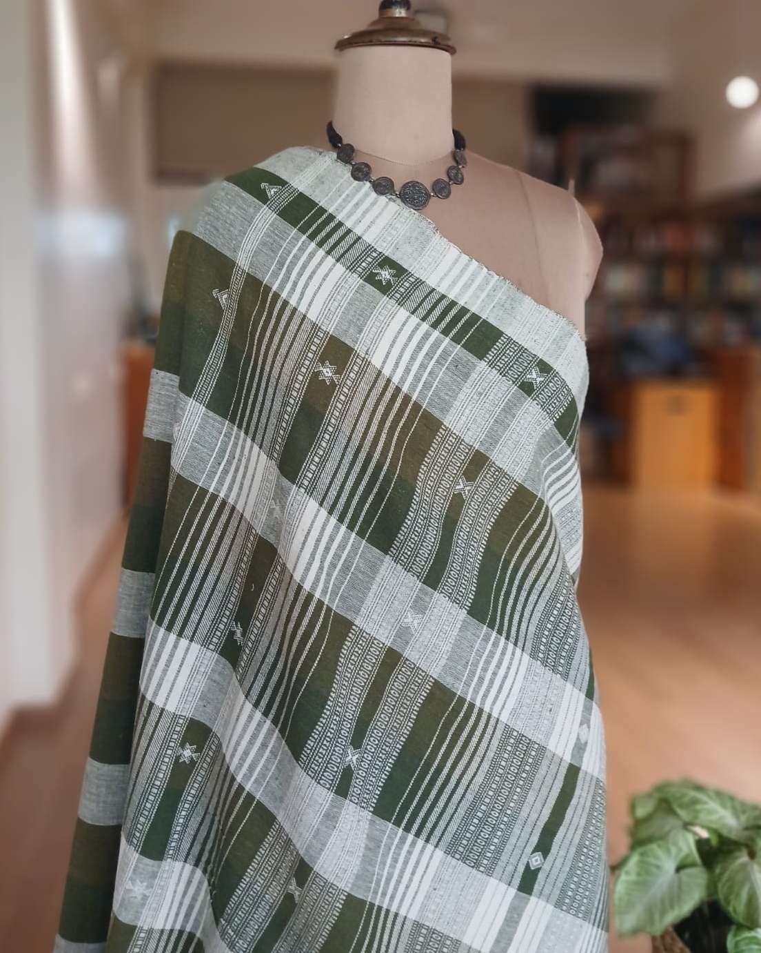Bhujodi Saree Handwoven in Kala Cotton – (BHUJ0007) - Image 8