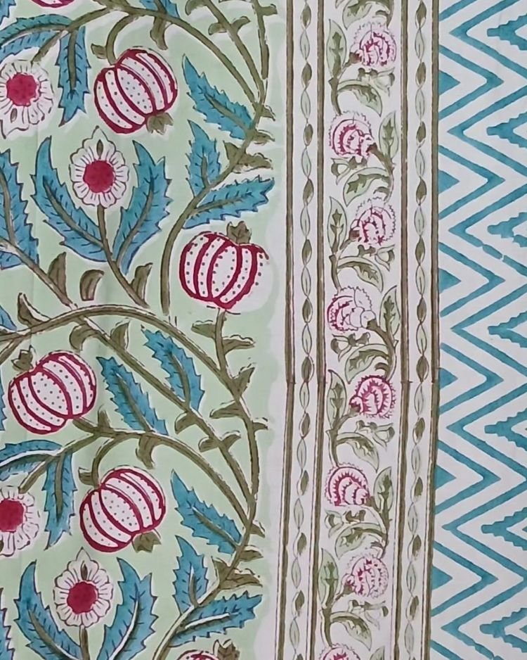 Blockprint Double Bedsheet with matching pillowcases (90 x 108) – (DBST0029) - Image 3