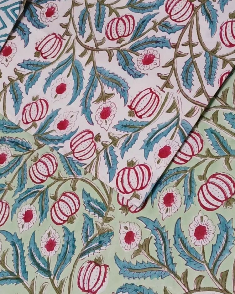 Blockprint Double Bedsheet with matching pillowcases (90 x 108) – (DBST0029) - Image 4
