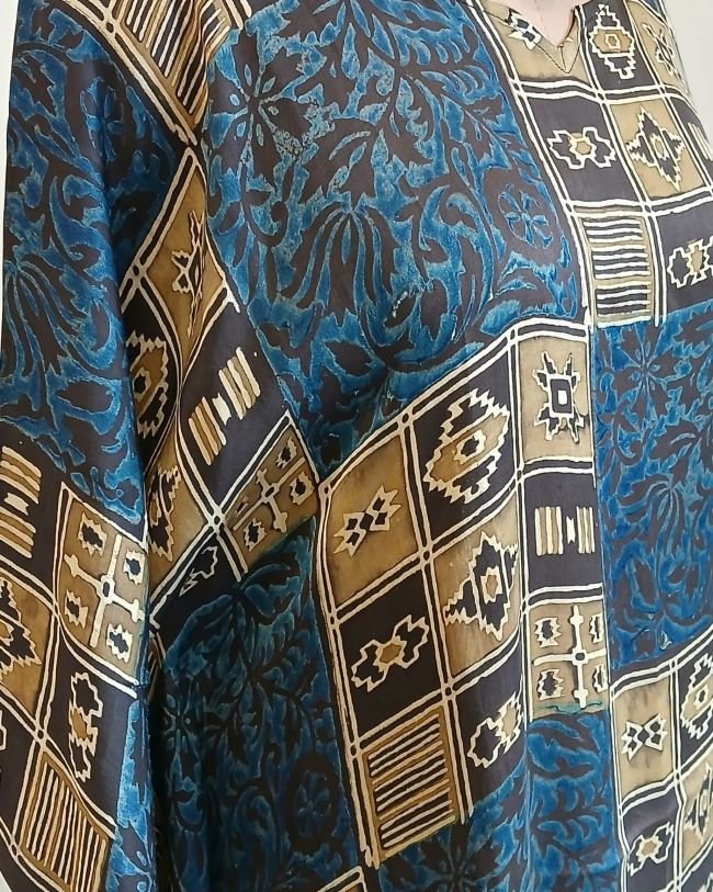 Short Kaftan-style dress in Natural dyes Ajrakh modal silk -(LKSD0013) - Image 4
