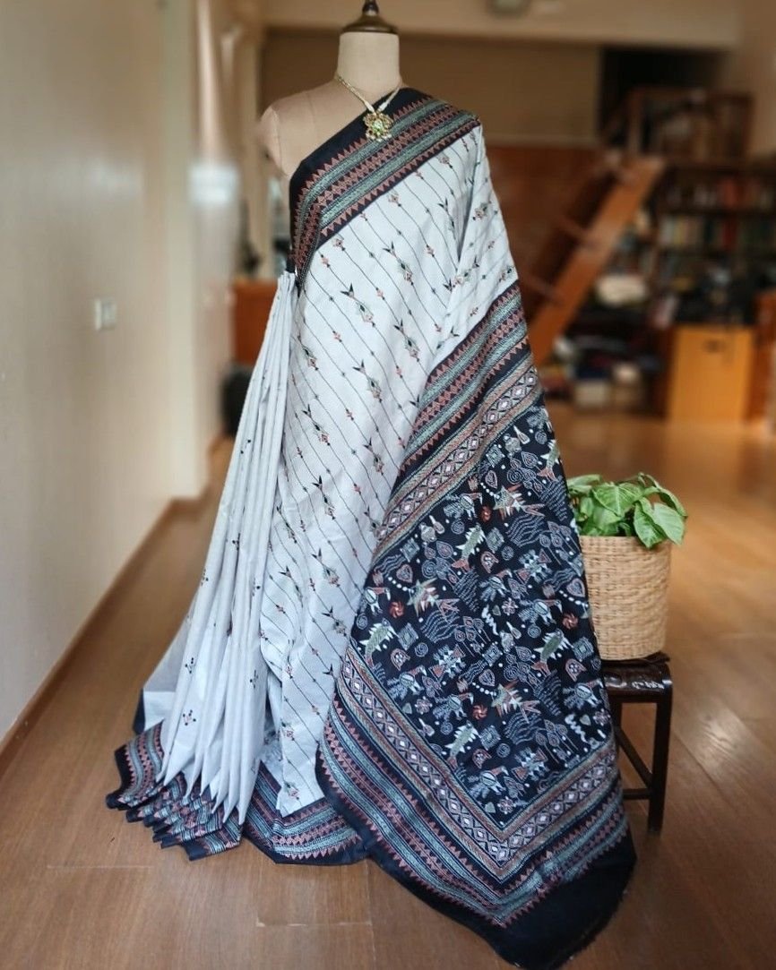 Hand Embroidered Santiniketan Kantha Saree in Pure Bisnupuri Silk - (SNBK0003)