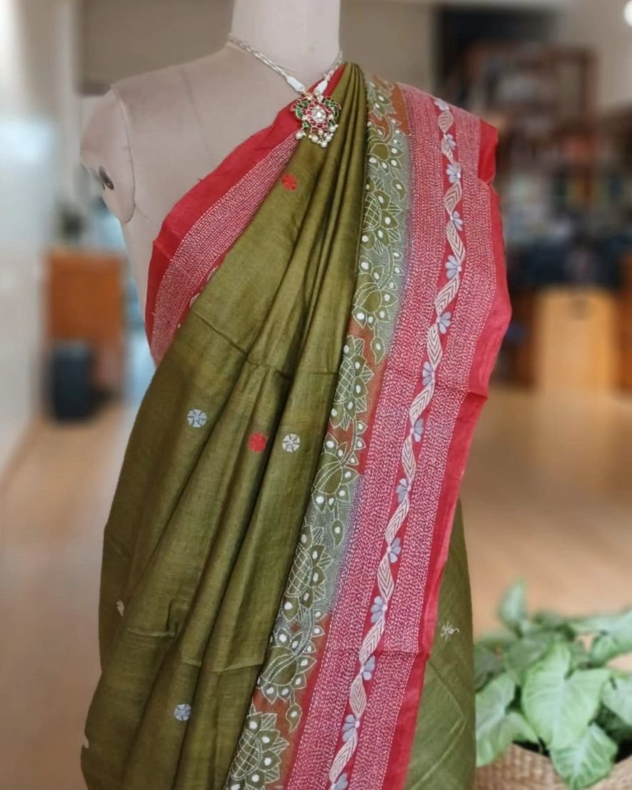 Kantha Embroidery from Santiniketan on Tussar Silk Saree - (TSKS0008) - Image 3