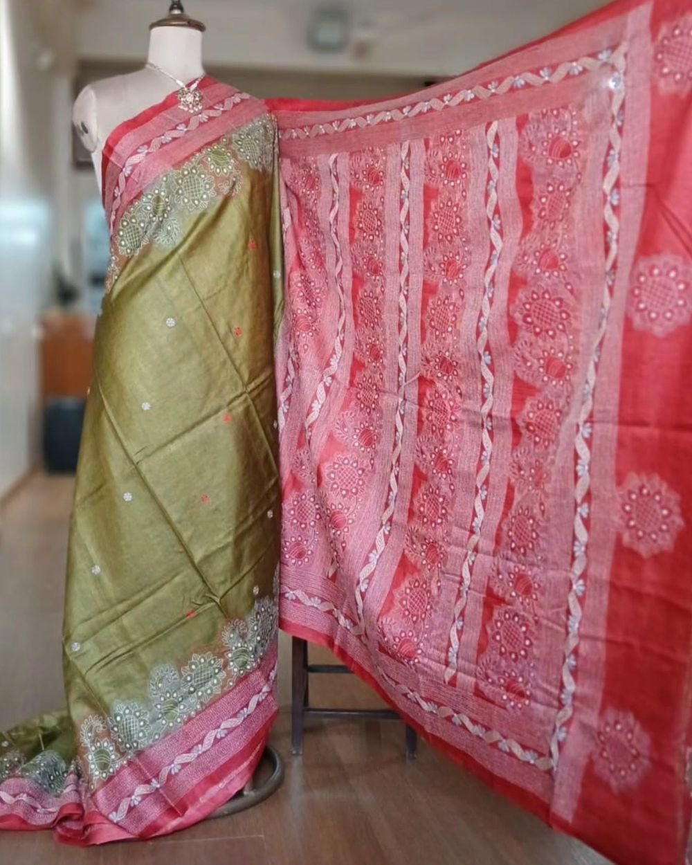 Kantha Embroidery from Santiniketan on Tussar Silk Saree - (TSKS0008) - Image 4