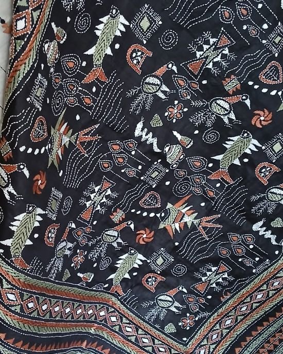 Hand Embroidered Santiniketan Kantha Saree in Pure Bisnupuri Silk - (SNBK0003) - Image 5