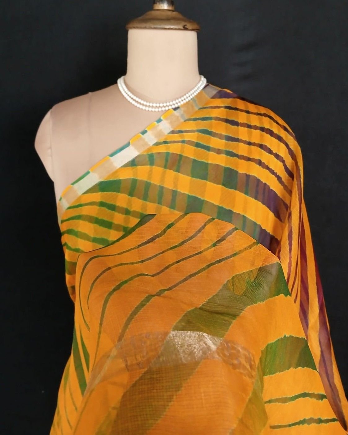Hand tie-dye Leheriya on Kota Silk (HTKS1015) - Image 6