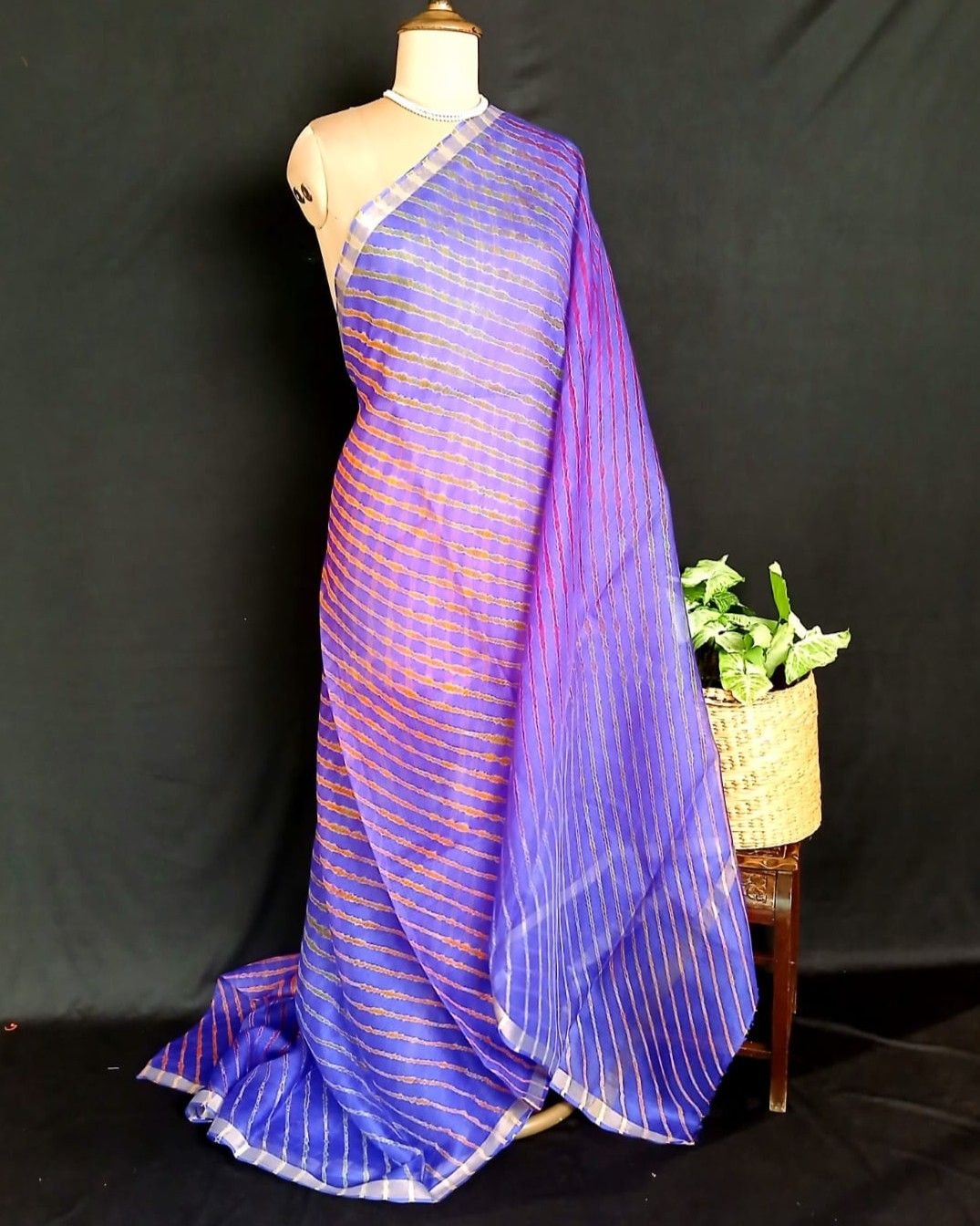 Hand tie-dye Leheriya on Kota Silk (HTKS1016) - Image 2