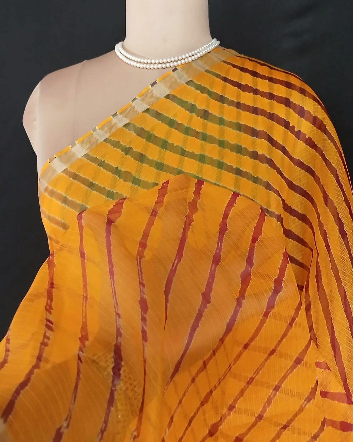 Hand tie-dye Leheriya on Kota Silk (HTKS1008) - Image 6