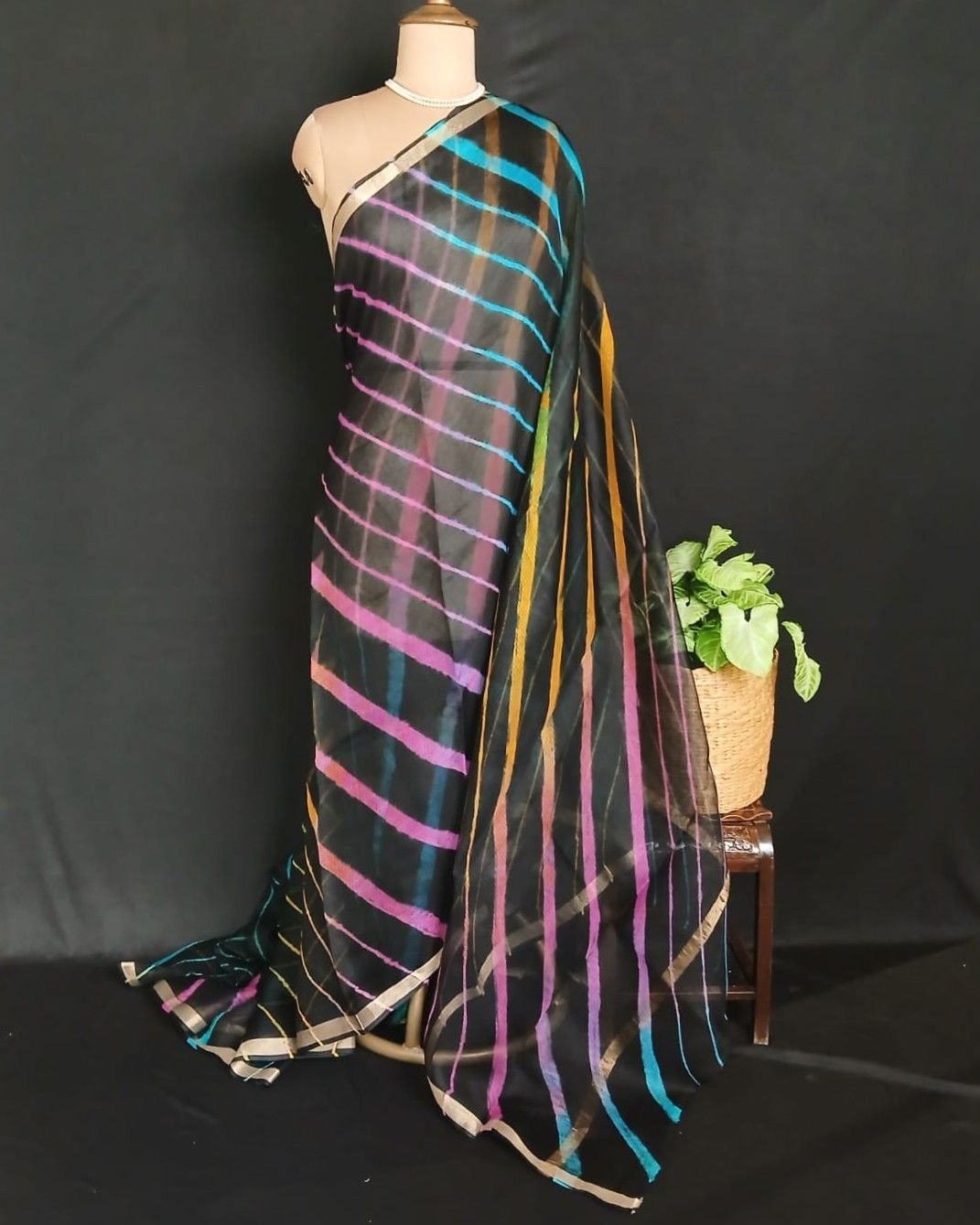 Hand tie-dye Leheriya on Kota Silk (HTKS1009) - Image 2