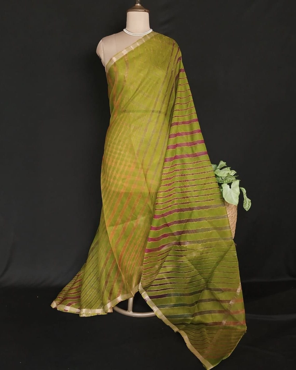 Hand tie-dye Leheriya on Kota Silk (HTKS1010) - Image 2