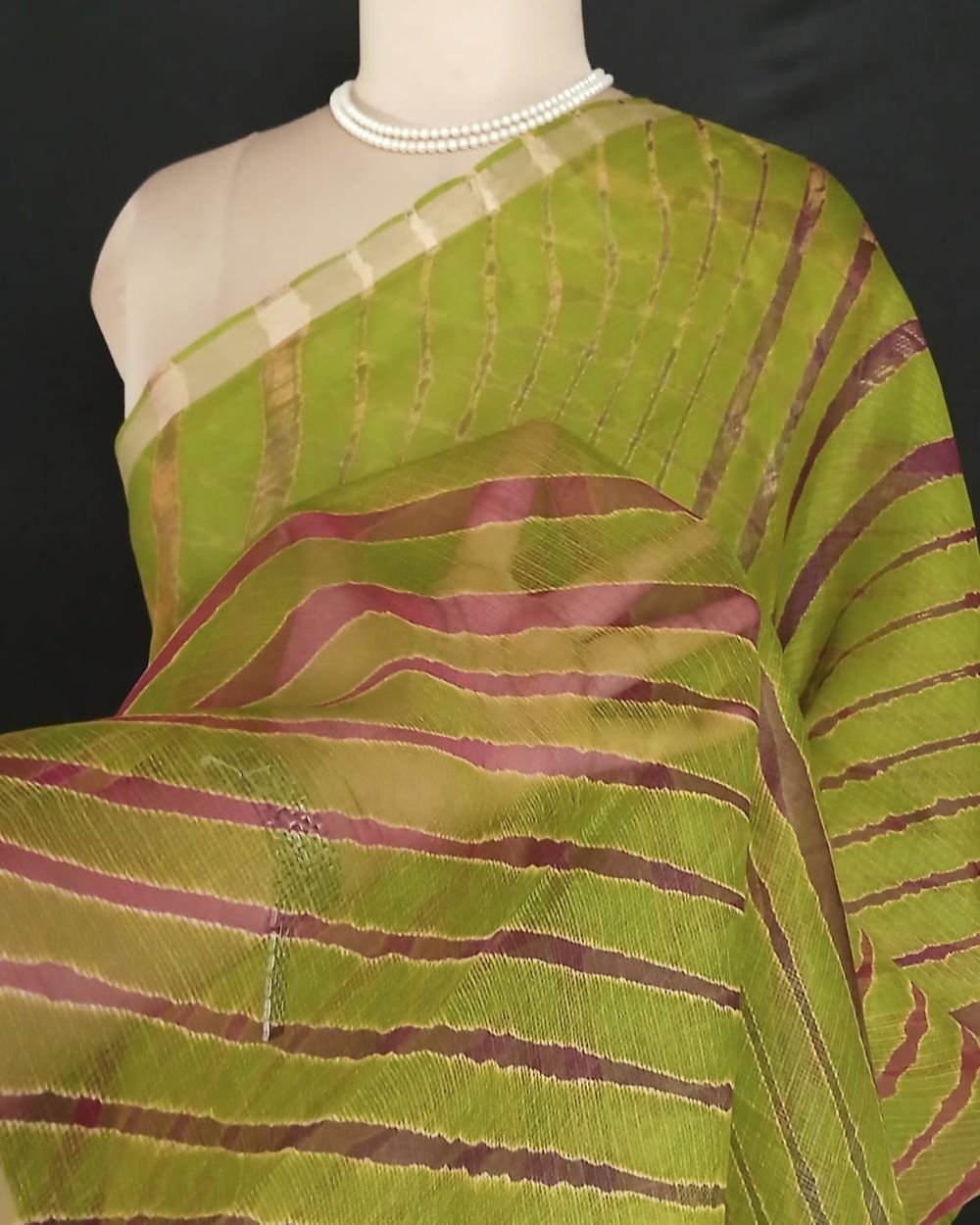 Hand tie-dye Leheriya on Kota Silk (HTKS1010) - Image 6