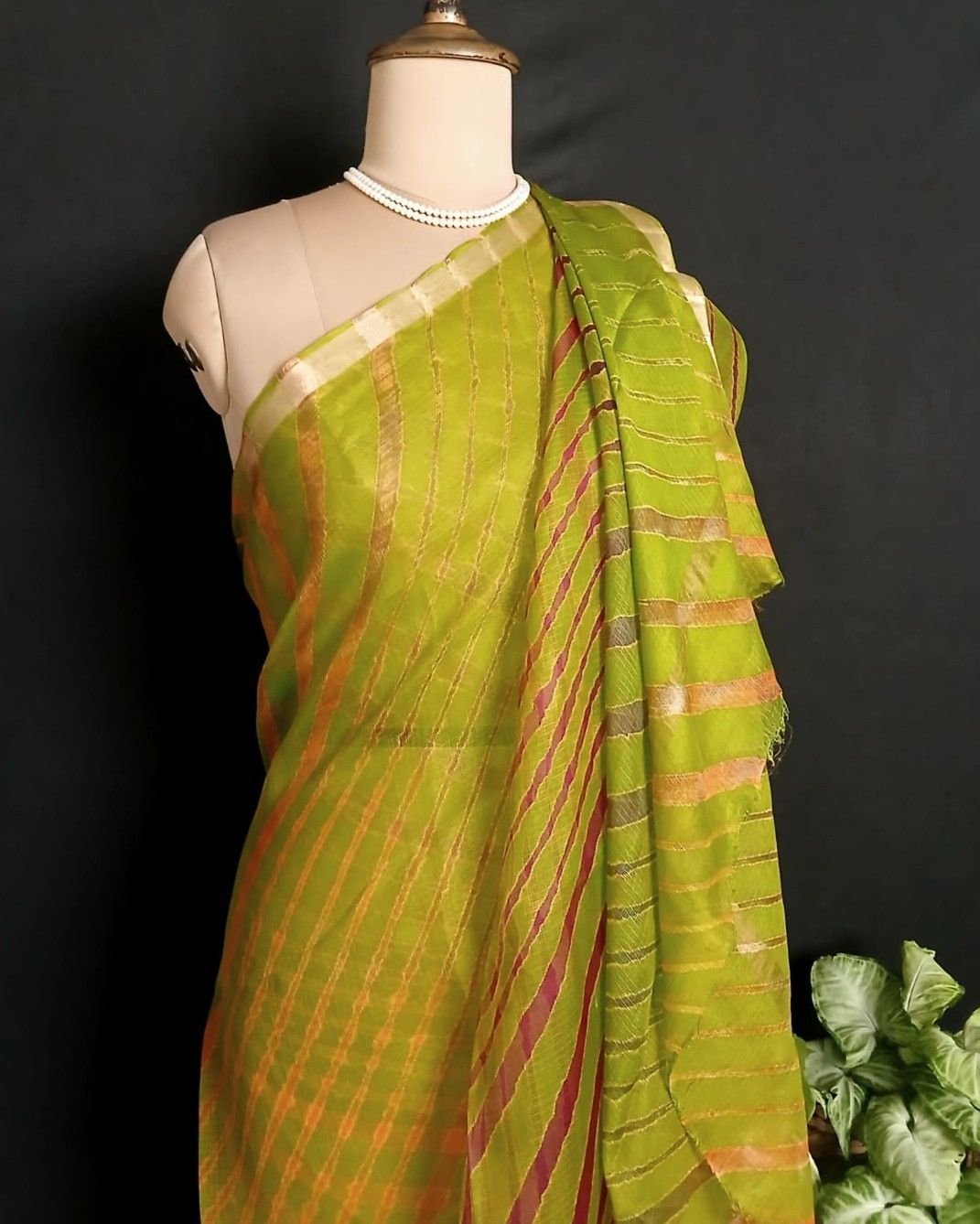 Hand tie-dye Leheriya on Kota Silk (HTKS1010)