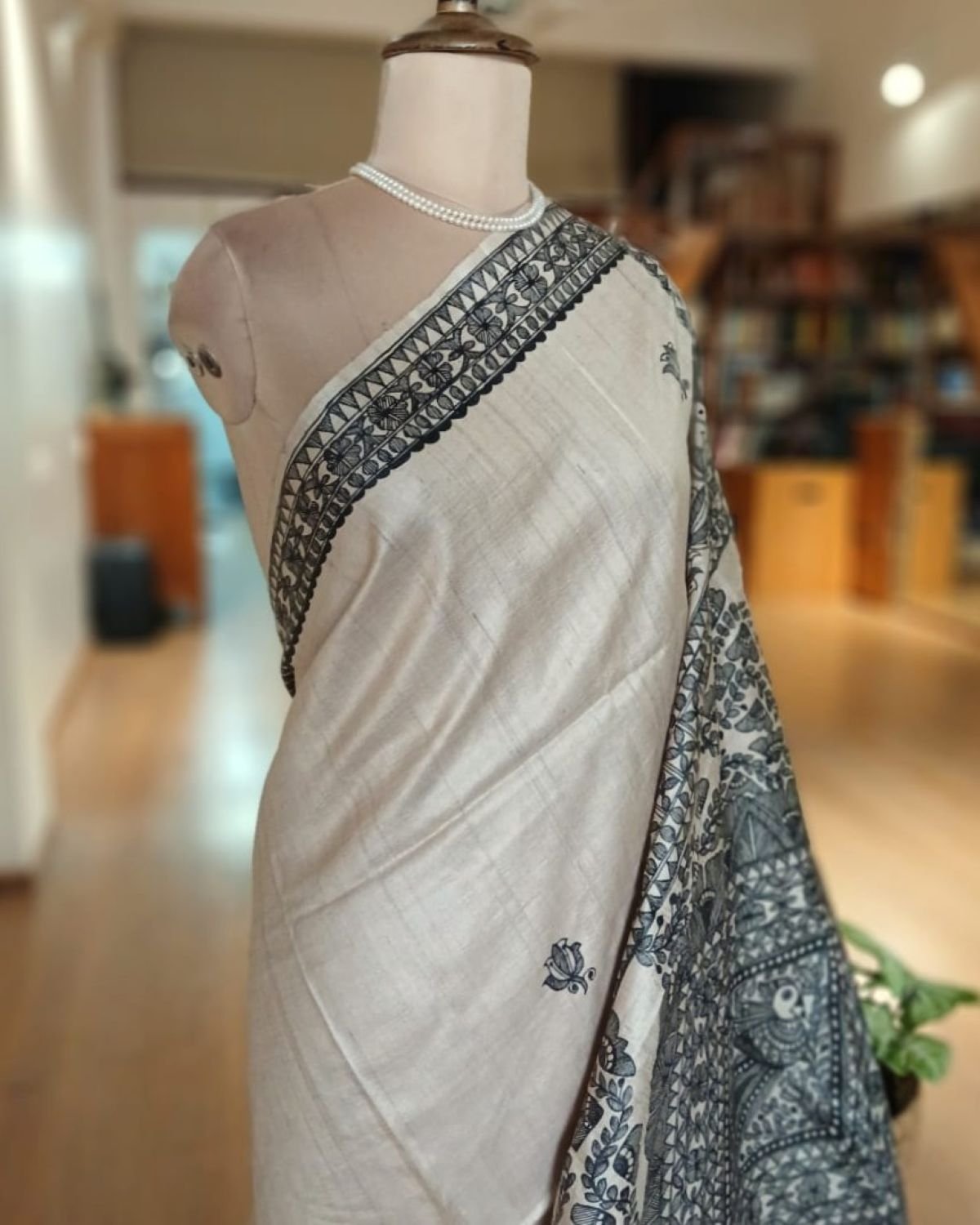 Madhubani on Tussar Silk – (MADT0050) - Image 2