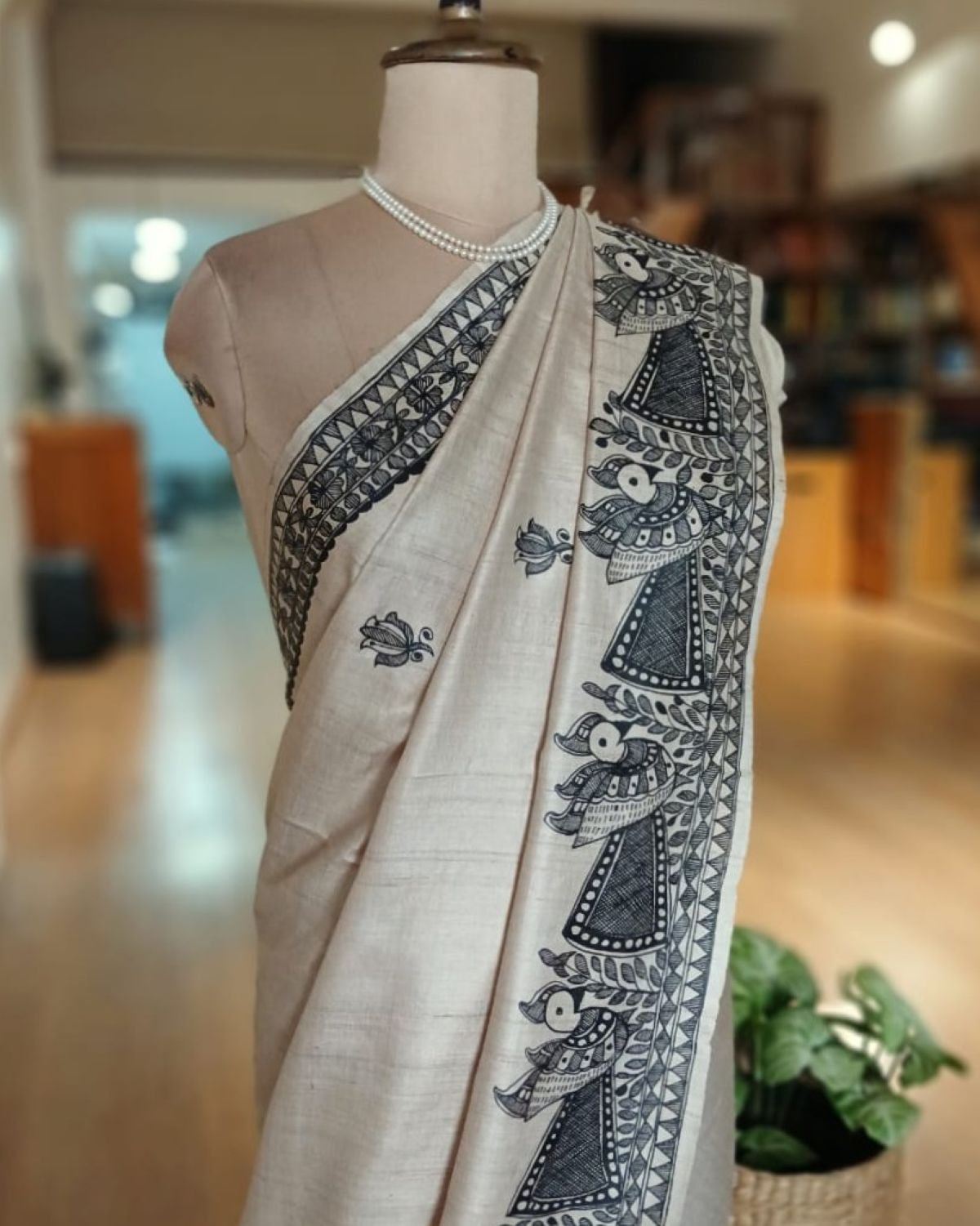 Madhubani on Tussar Silk – (MADT0050) - Image 7