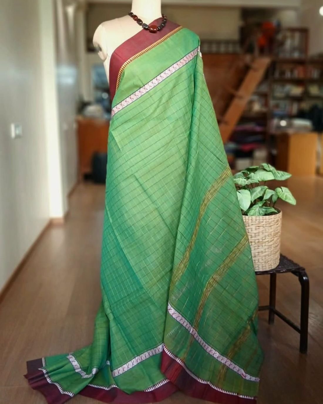 Handloom Cotton Saree from Narayanpet in Telangana – (HCSN1013) - Image 2