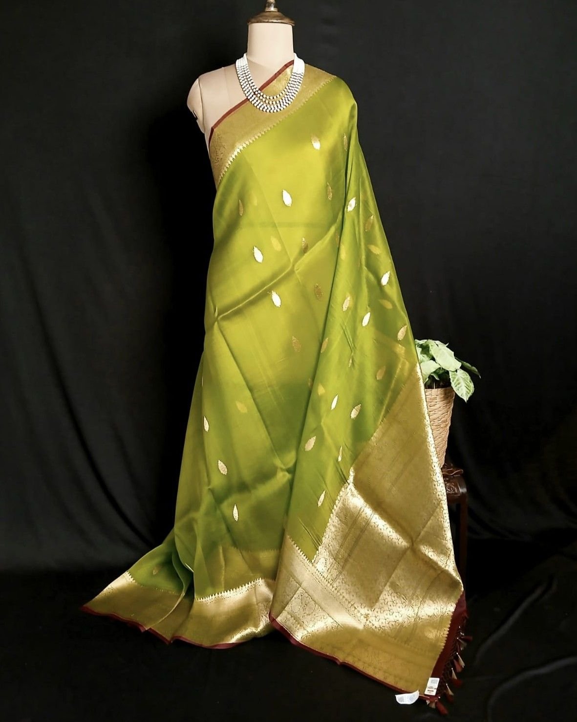 Pure Silk Organza Banarasi Saree - (PSOB0003)