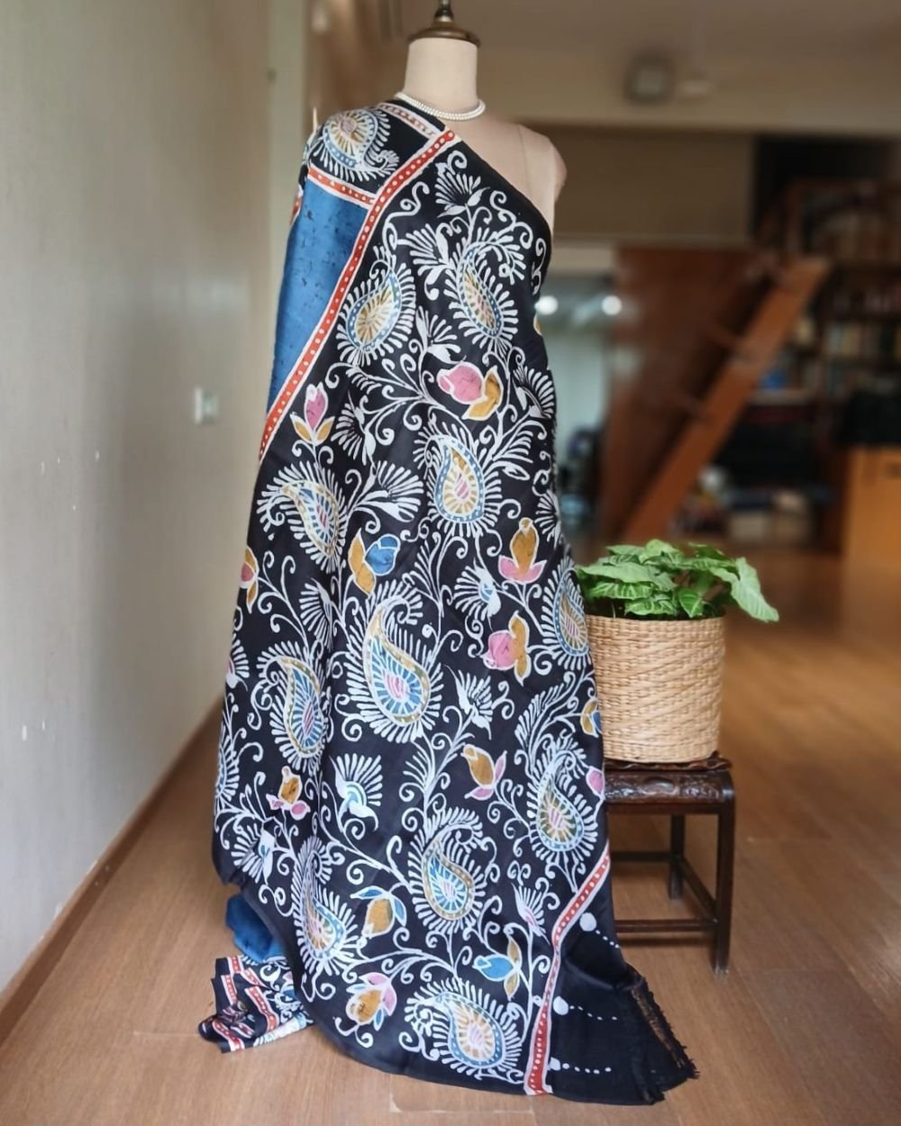 Batik Silk Saree from Murshidabad – (BSSM0014) - Image 6