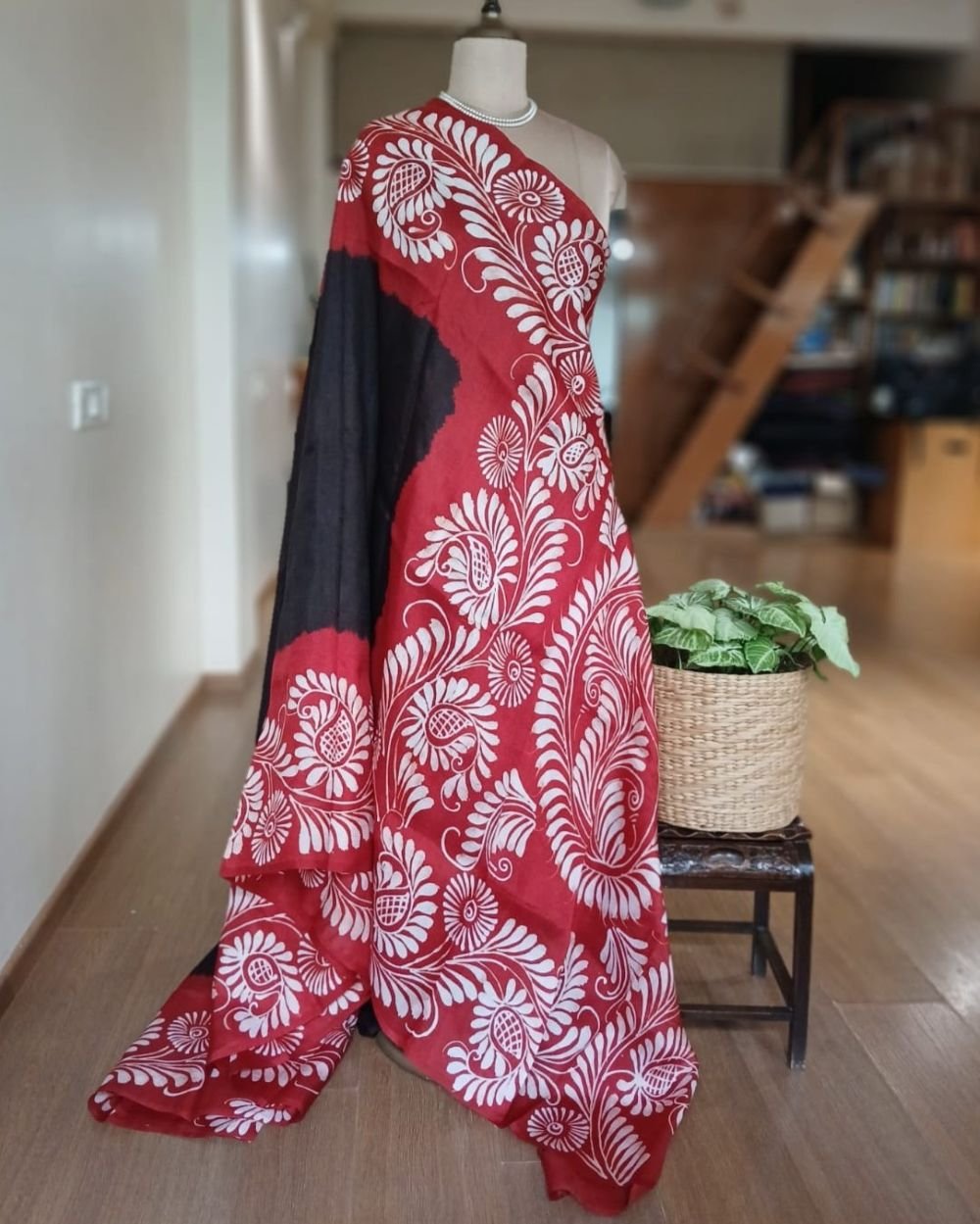 Batik Silk Saree from Murshidabad – (BSSM0020) - Image 6