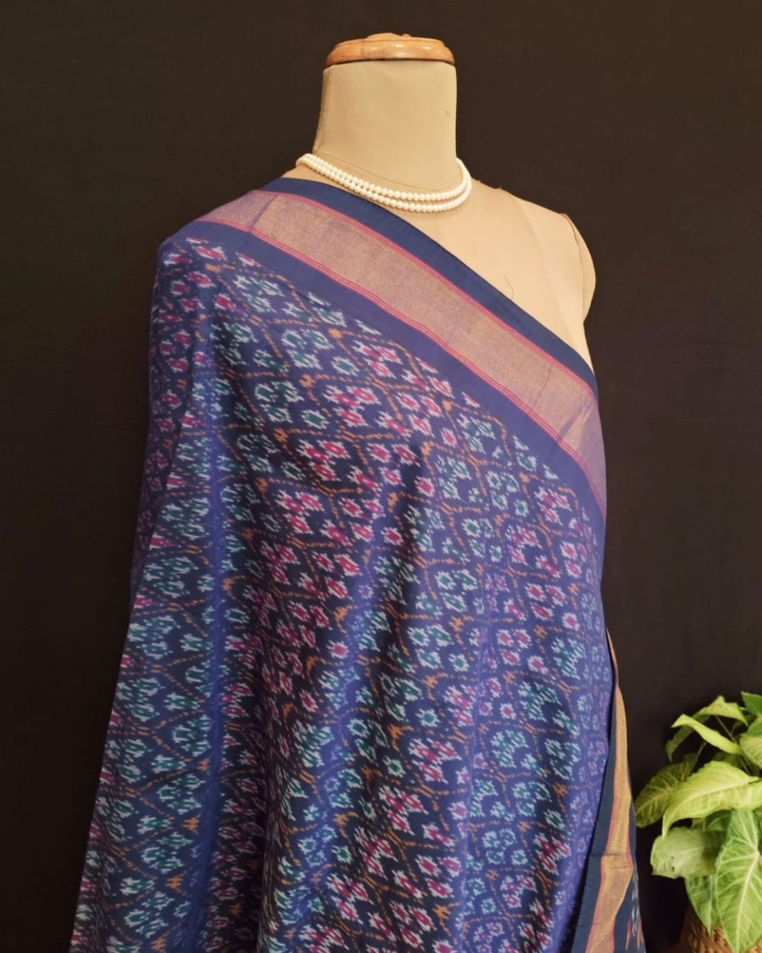 Silk-cotton Ikat Dupatta from Telengana – (SCDT0047) - Image 7