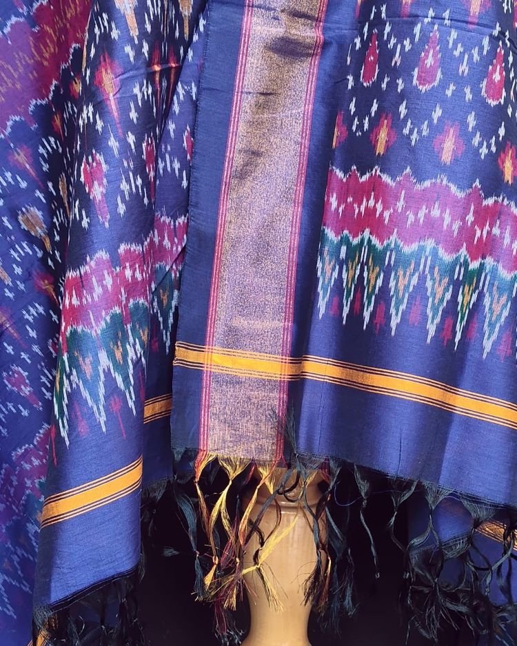 Silk-cotton Ikat Dupatta from Telengana – (SCDT0047) - Image 5