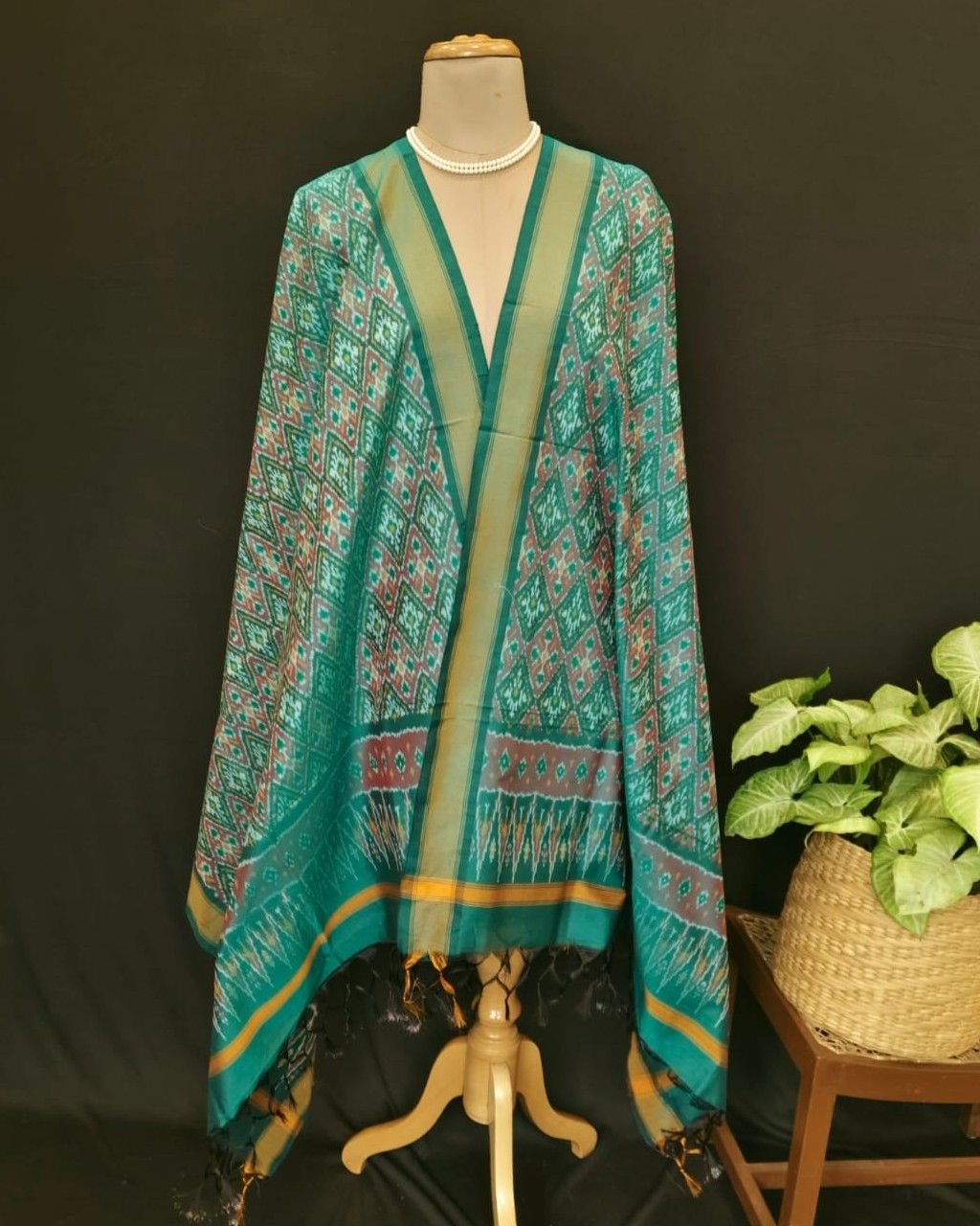 Silk-cotton Ikat Dupatta from Telengana – (SCDT0048)