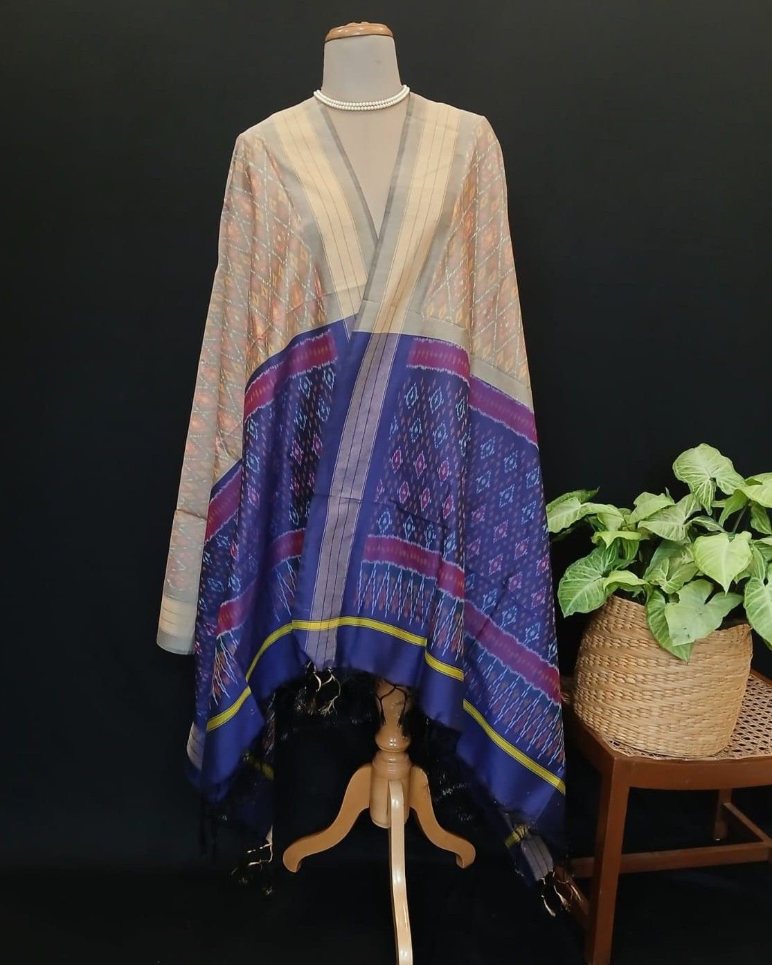 Silk-cotton Ikat Dupatta from Telengana – (SCDT0043)