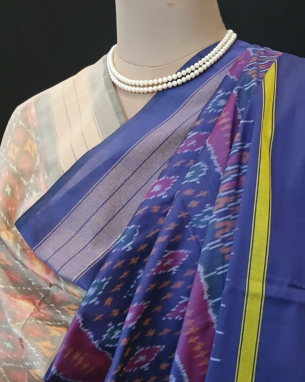 Silk-cotton Ikat Dupatta from Telengana – (SCDT0043) - Image 3