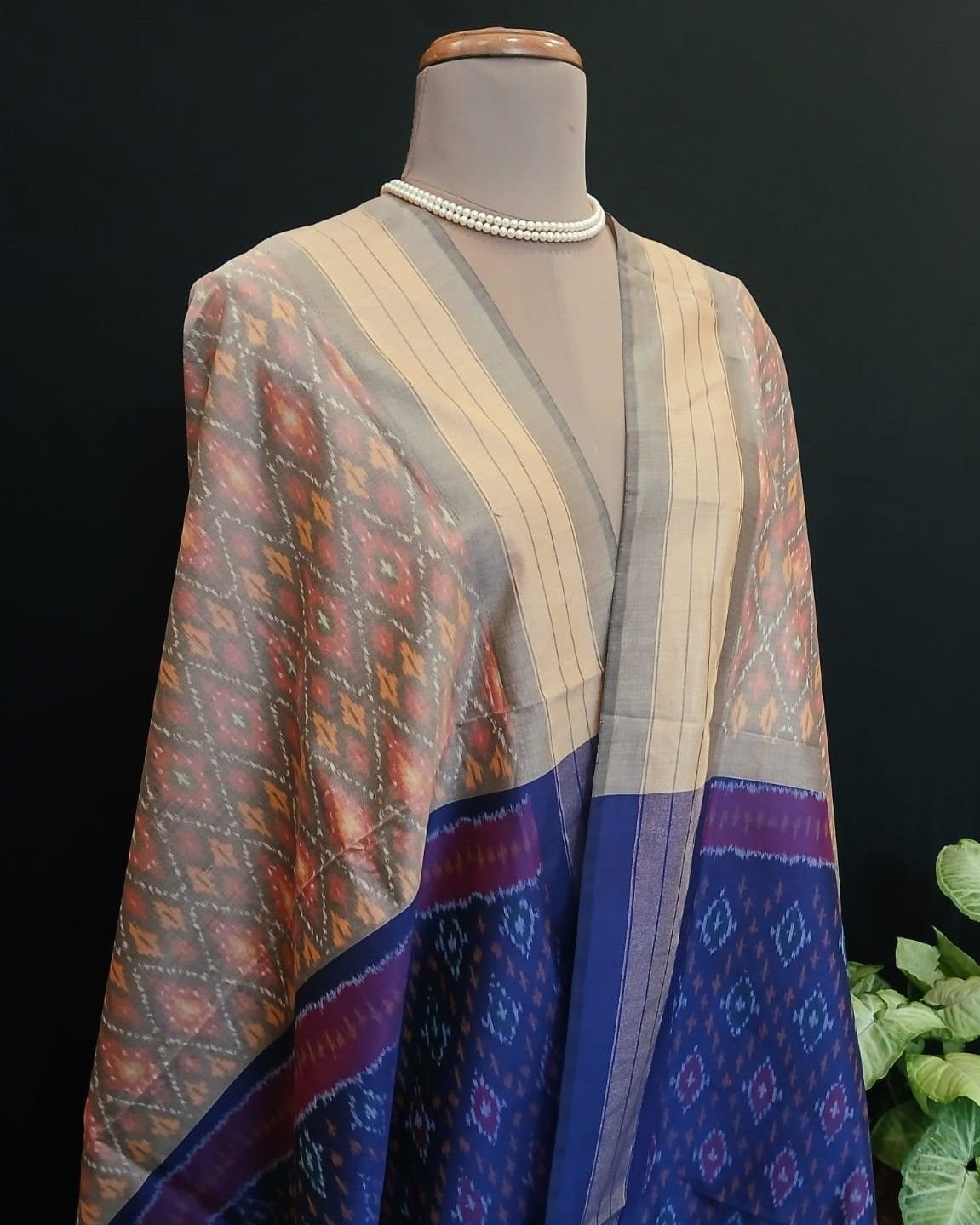 Silk-cotton Ikat Dupatta from Telengana – (SCDT0043) - Image 2