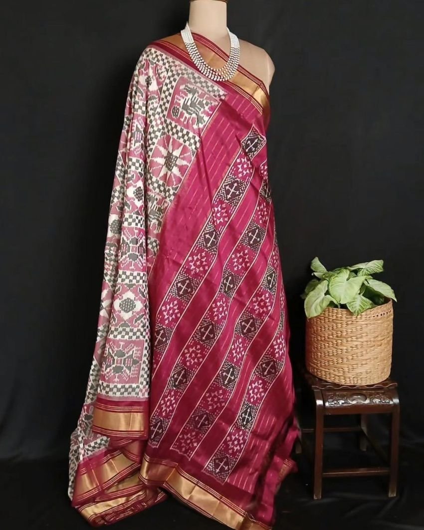 Auspicious Yantra-Motif Pure Silk Ikat Saree - (NZIS0009) - Image 8