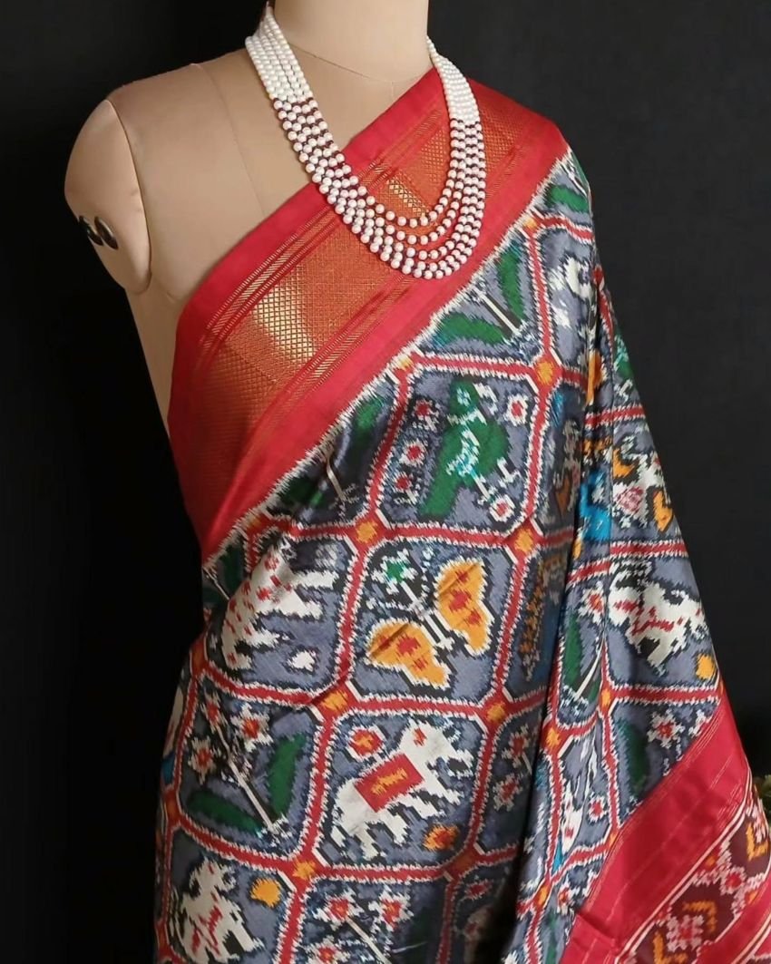 Figurative Pure Silk Ikat Saree in a Grid Design - (NZIS0011) - Image 7