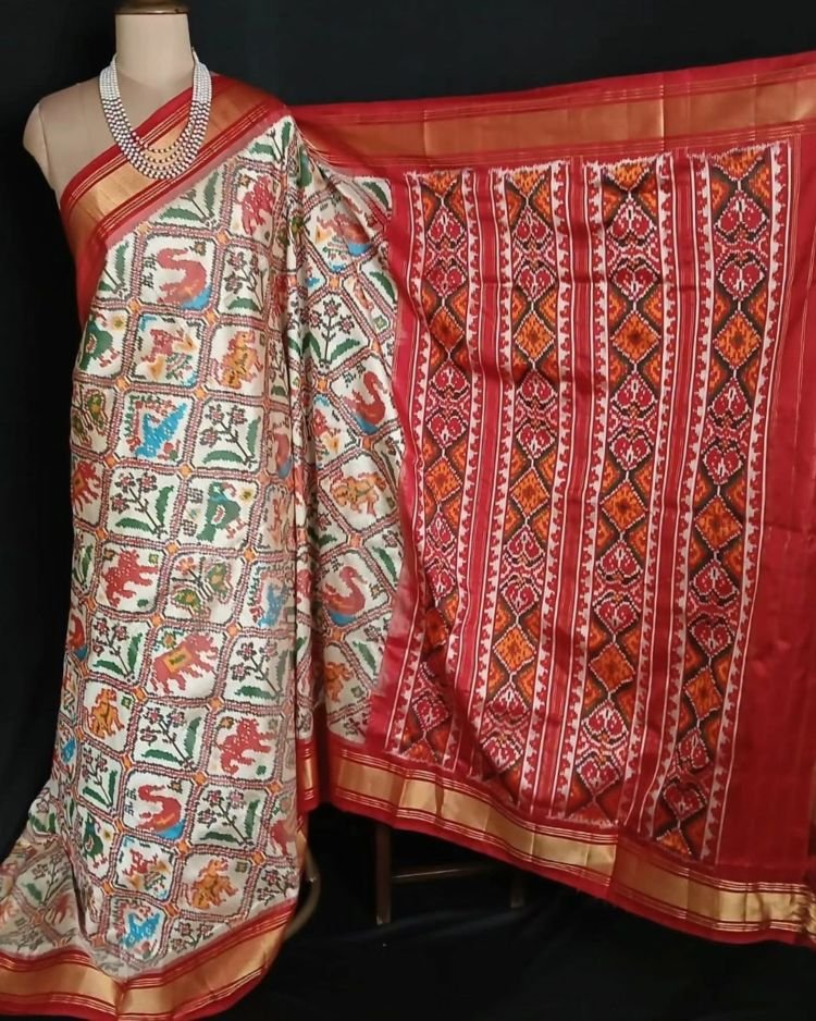 Figurative Pure Silk Ikat Saree in a Grid Design - (NZIS0014) - Image 6