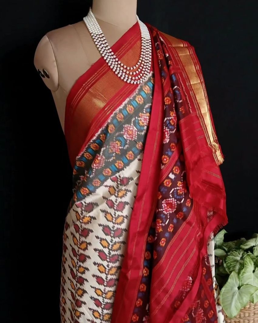 Floral and Geometric Design Pure Silk Ikat Saree - (NZIS0016) - Image 6