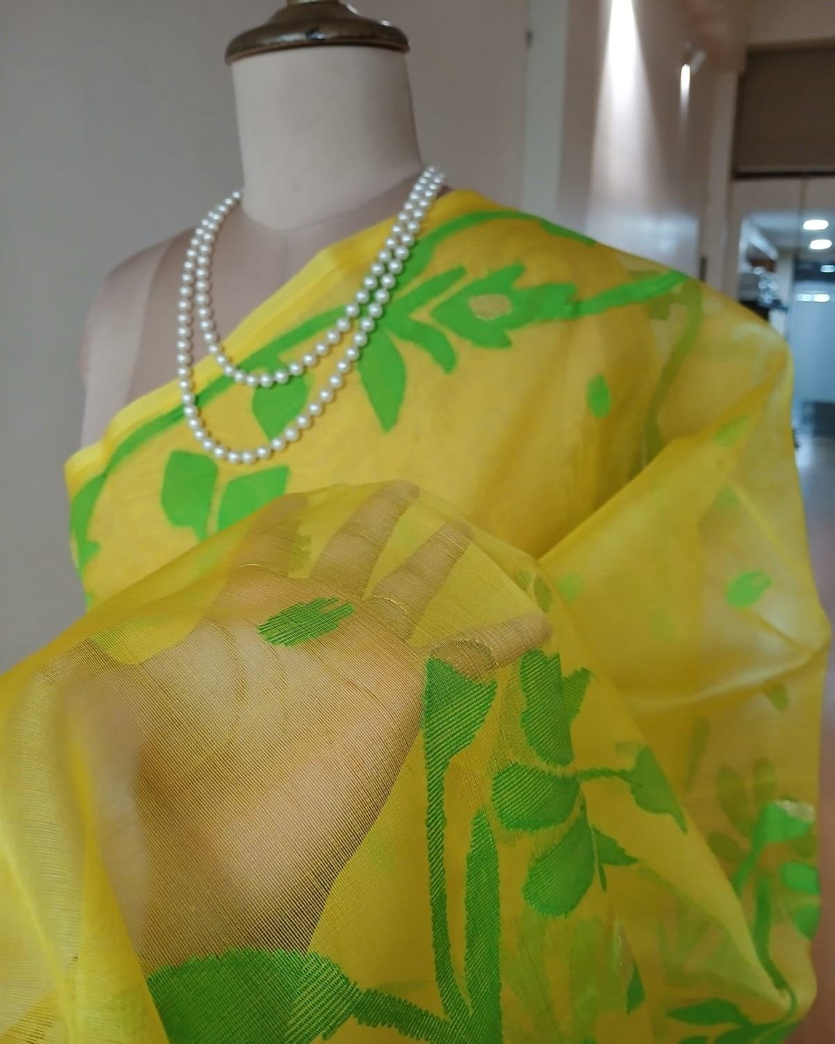 Hand Jamdani in Mulberry Silk with Floral Motifs – (SJMS1195) - Image 4