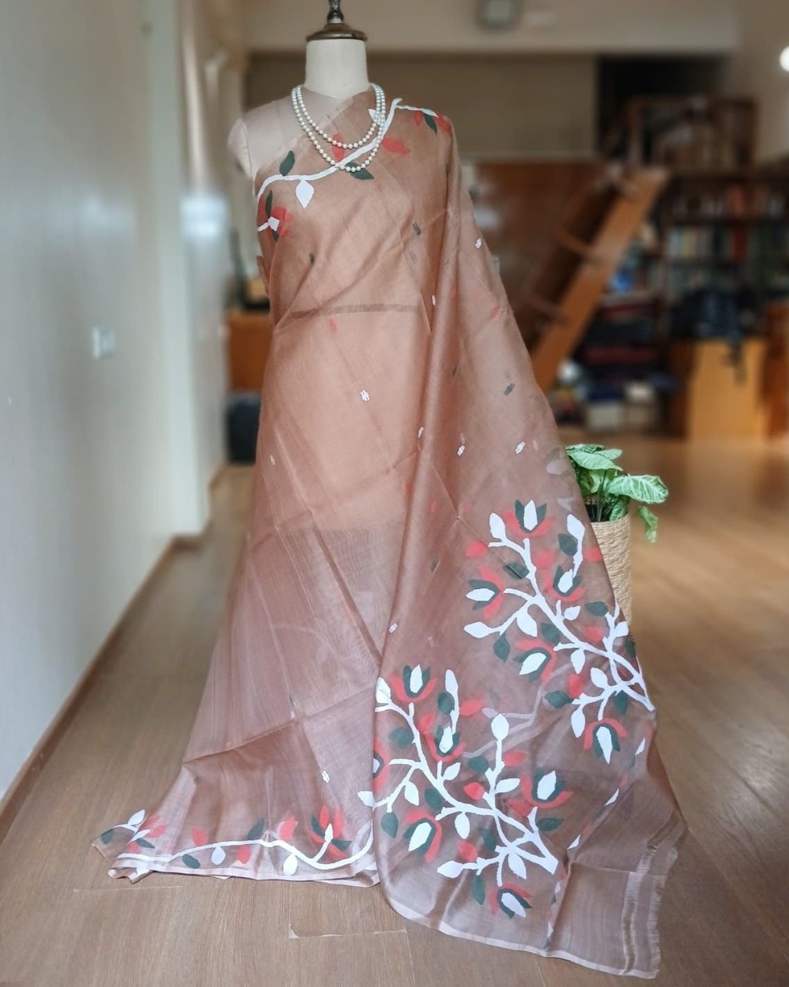 Hand Jamdani in Mulberry Silk with Floral Motifs – (SJMS1196)
