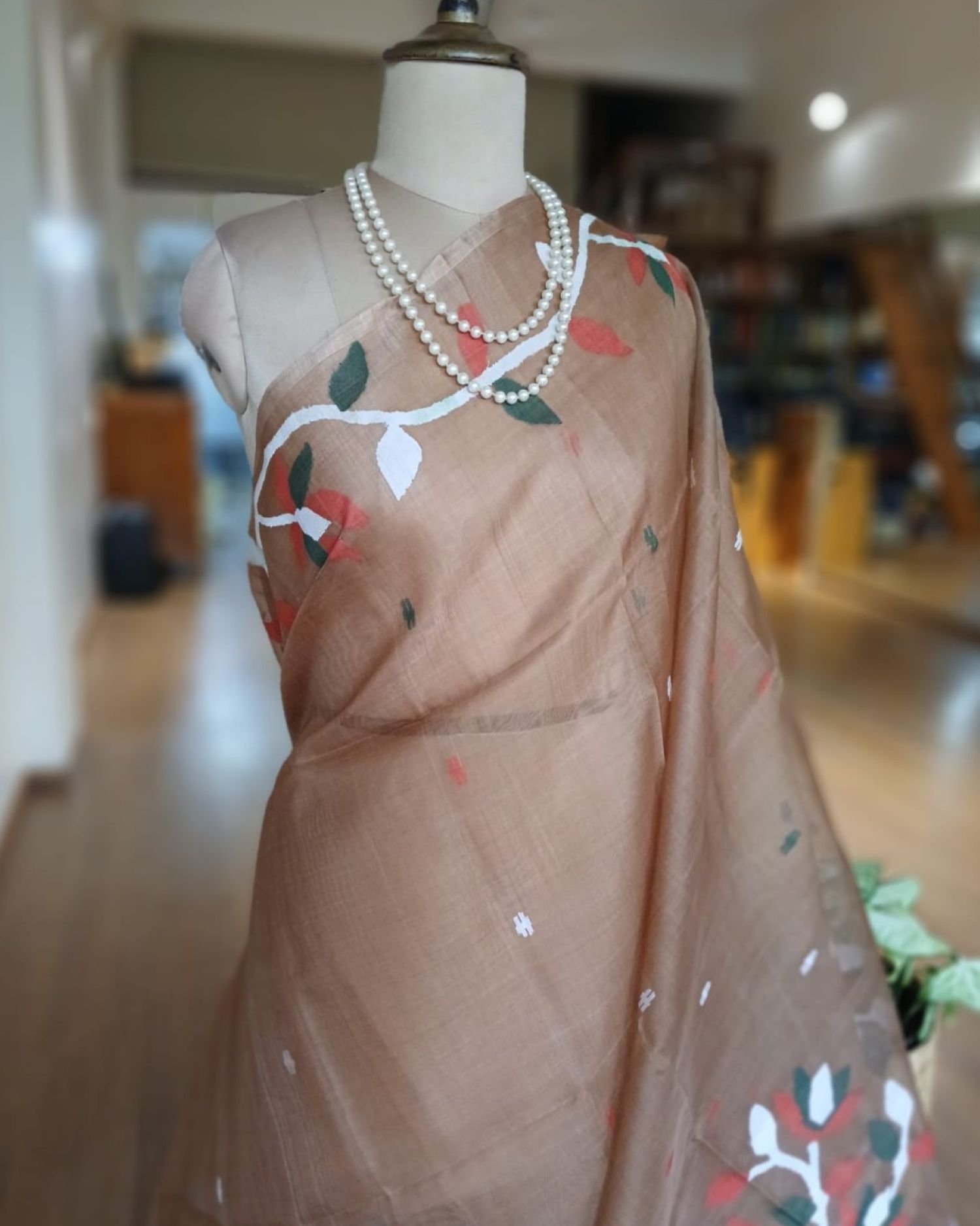 Hand Jamdani in Mulberry Silk with Floral Motifs – (SJMS1196) - Image 3