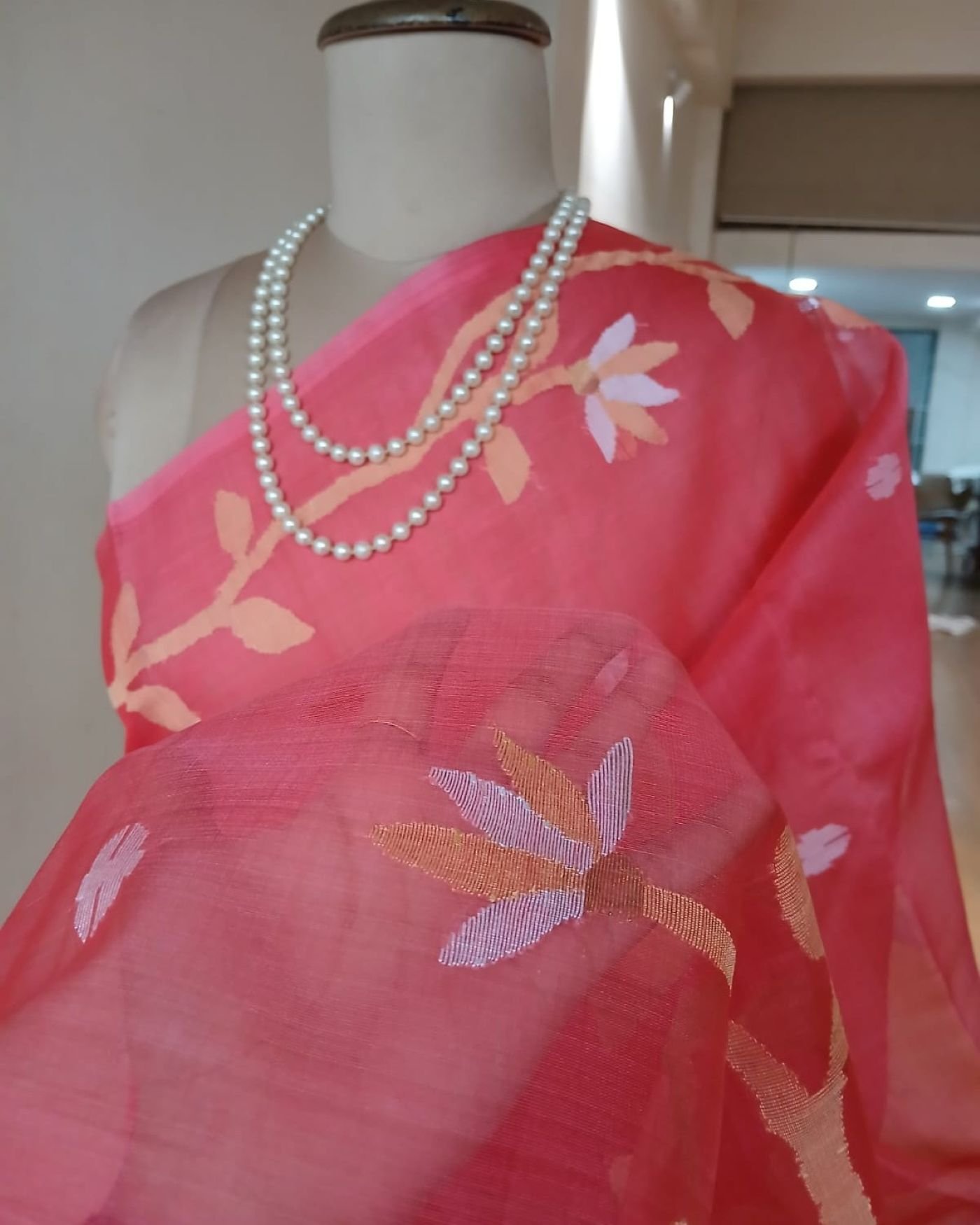 Hand Jamdani in Mulberry Silk with Floral Motifs – (SJMS1197) - Image 4