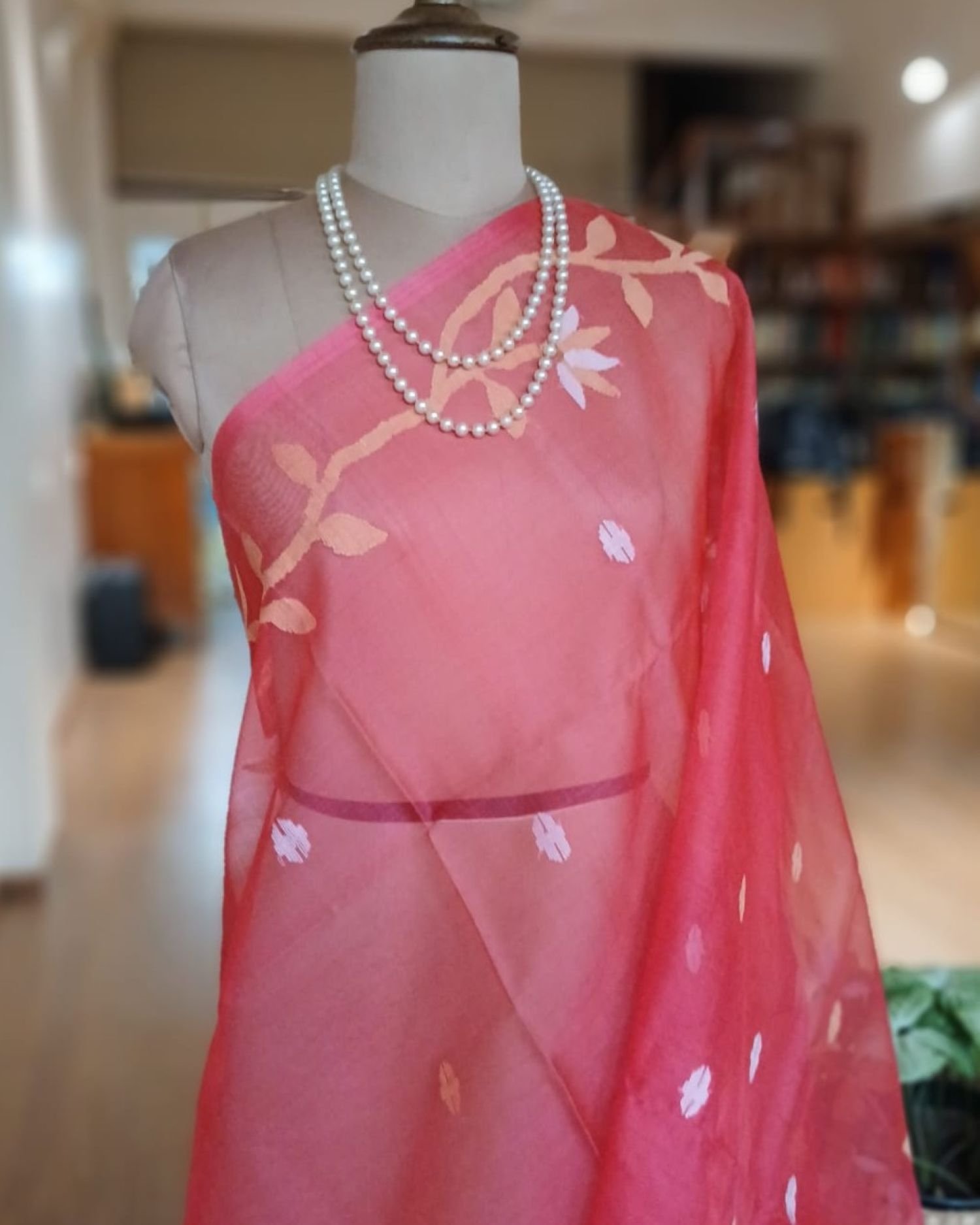 Hand Jamdani in Mulberry Silk with Floral Motifs – (SJMS1197) - Image 5