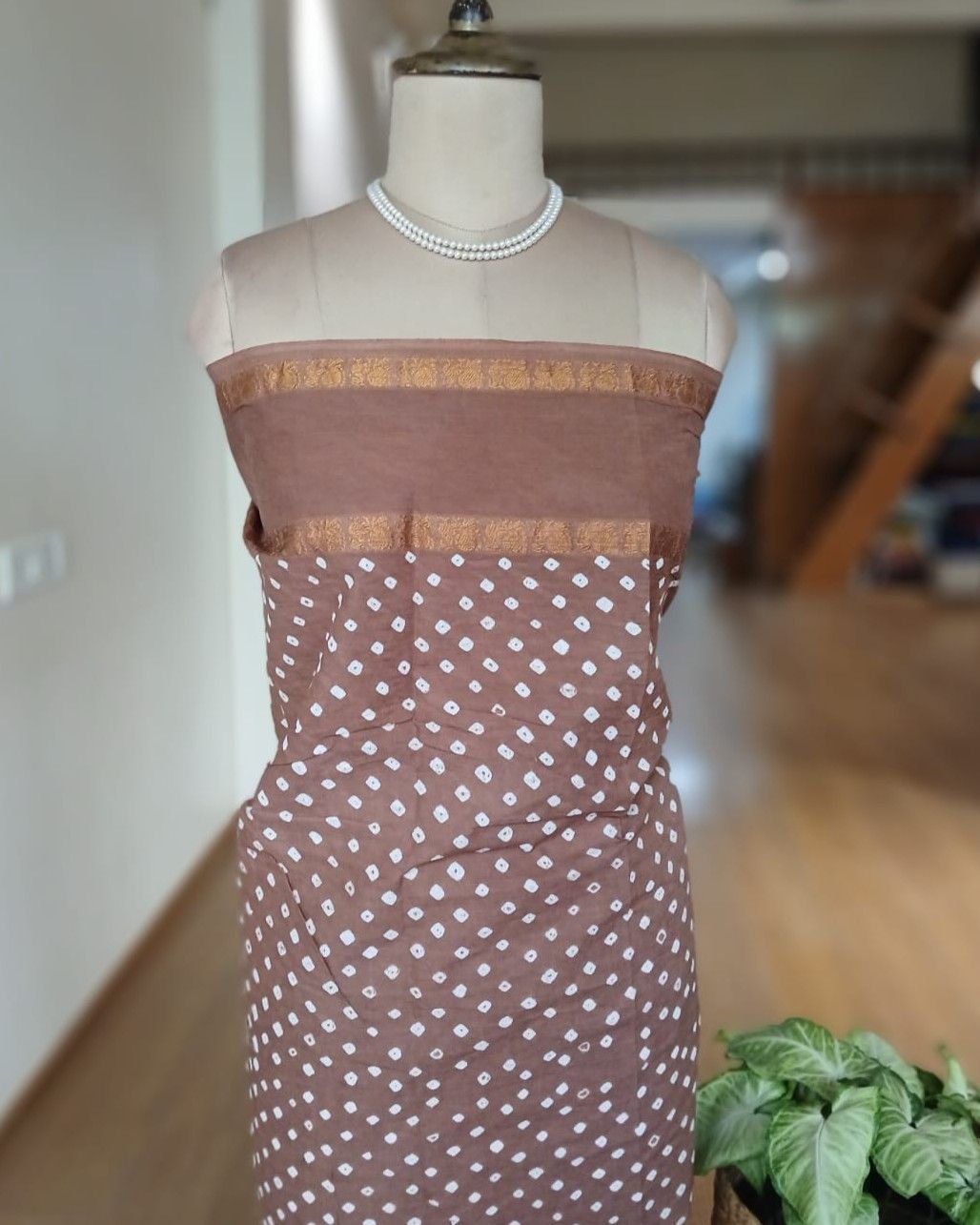 Hand-knotted Madurai Sungudi Cotton Saree- (HKSS1011) - Image 6