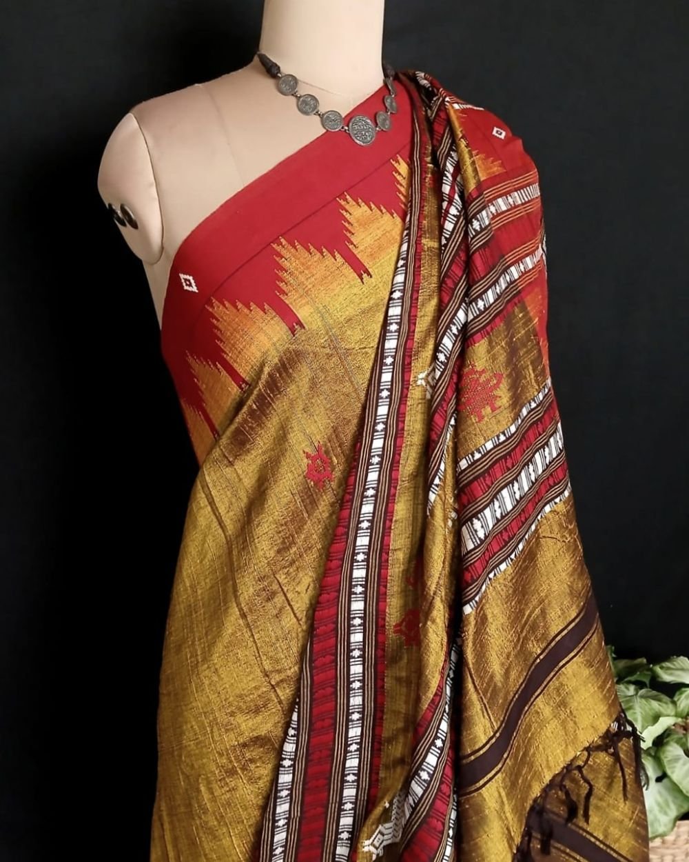 Natural Dyes Kotpad in Tussar Silk Weft and Cotton Warp - (CTKS0032) - Image 6