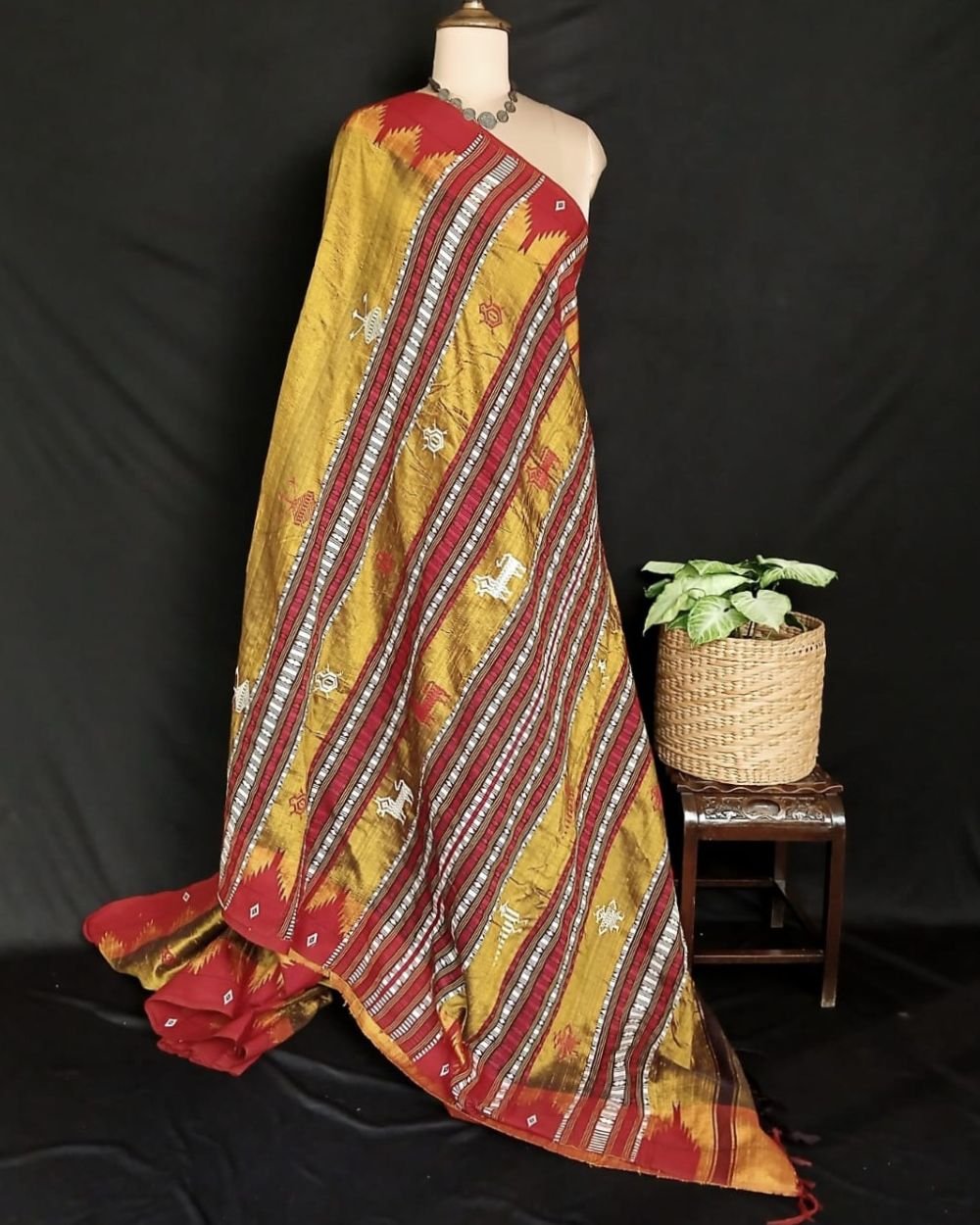 Natural Dyes Kotpad in Tussar Silk Weft and Cotton Warp - (CTKS0032) - Image 8
