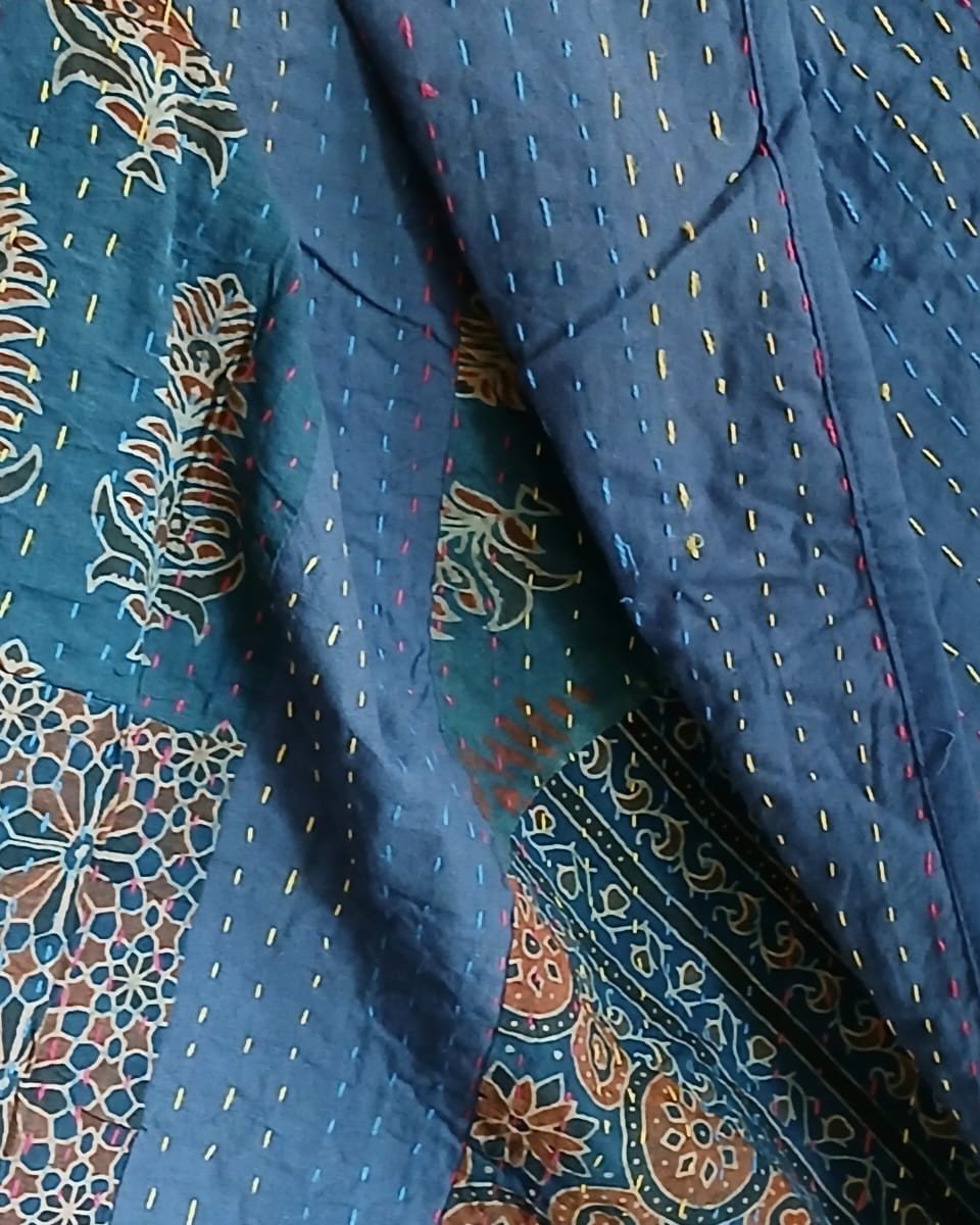 Patchwork Two-Layer Ajrakh Quilt (Godhri) – (APDG0026) - Image 2