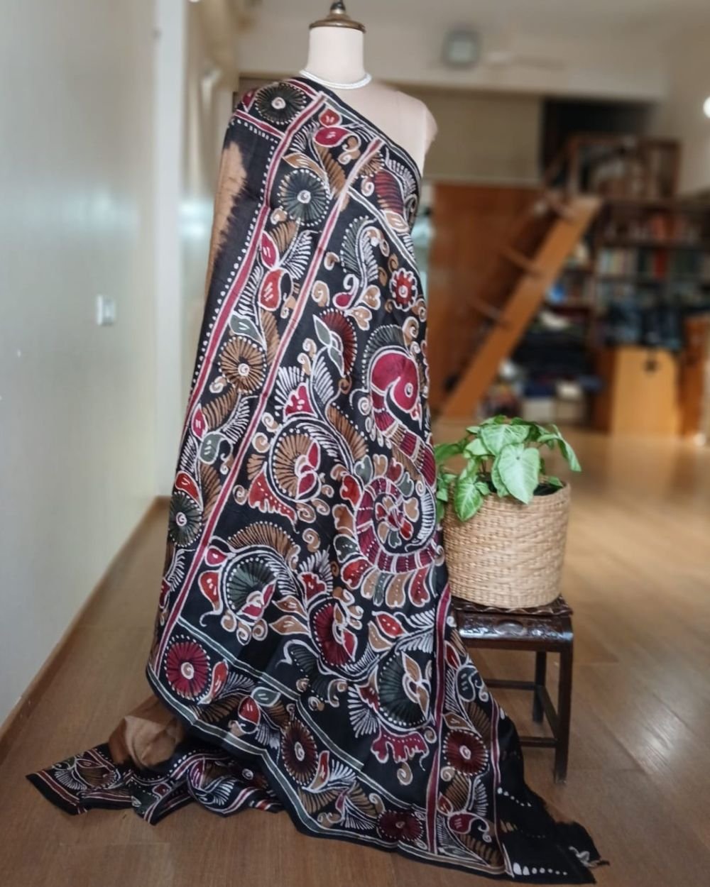 Batik Silk Saree from Murshidabad – (BSSM0060) - Image 6