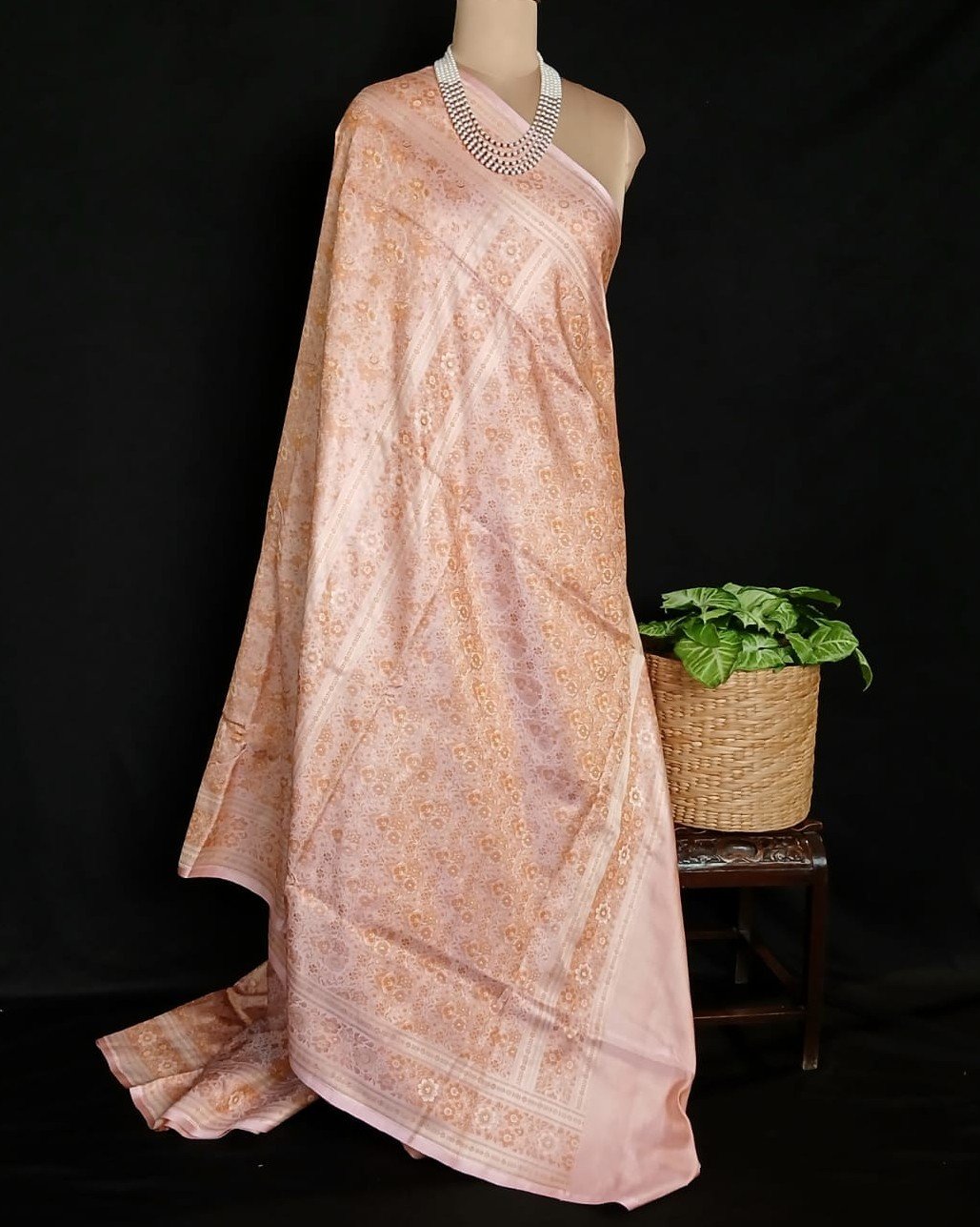 Banarasi Tanchoi Tehri Jamavar Silk Saree - (BTTJ0006) - Image 7