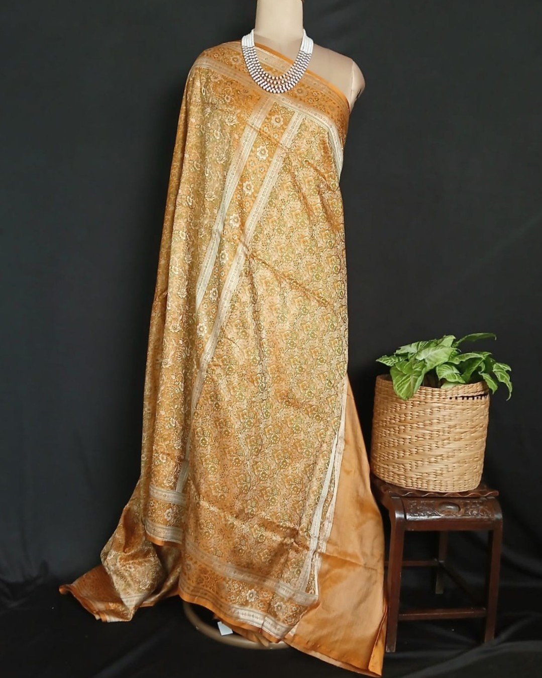 Banarasi Tanchoi Tehri Jamavar Silk Saree – (BTTJ0007) - Image 7