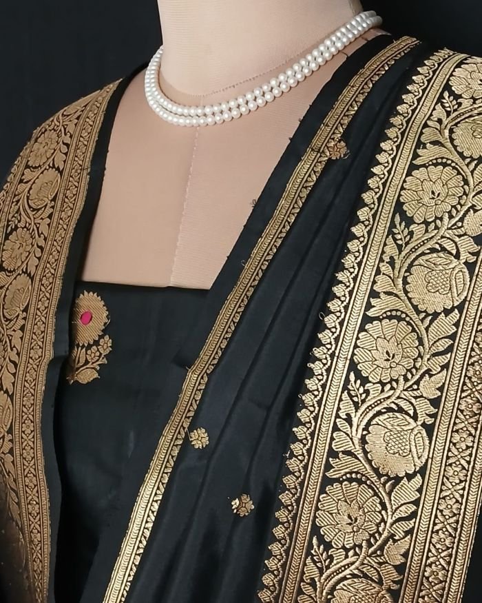 Banarasi Meenakari 3-piece Pure Silk Salwar Set - (MPSS0002) - Image 4