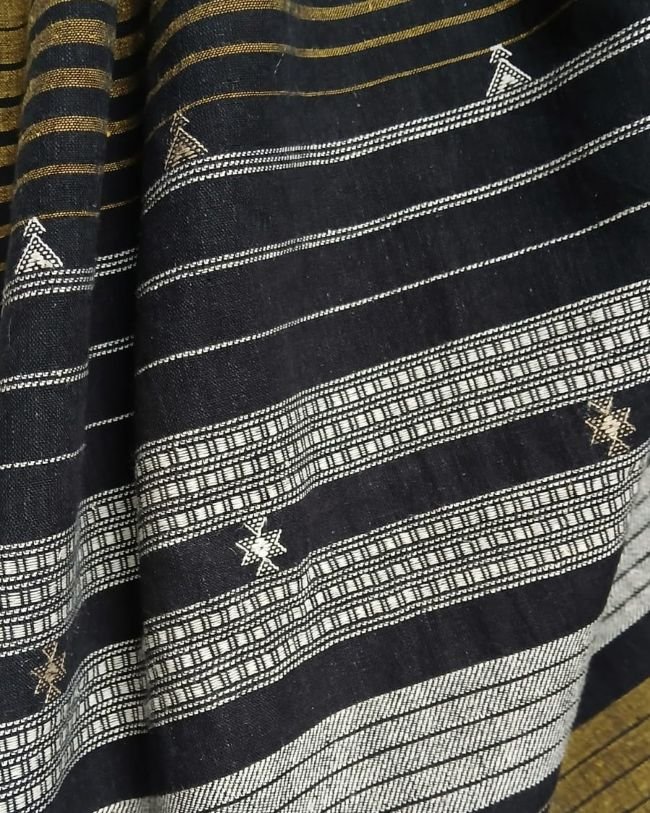 Kala Cotton Bhujodi with Tussar Silk Highlights in the Palla – (BHUJ0018) - Image 3