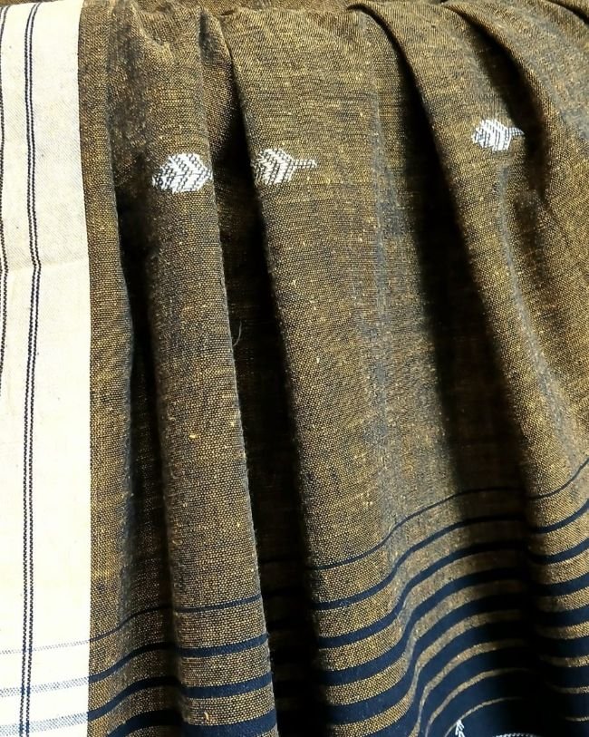 Kala Cotton Bhujodi with Tussar Silk Highlights in the Palla – (BHUJ0018) - Image 4